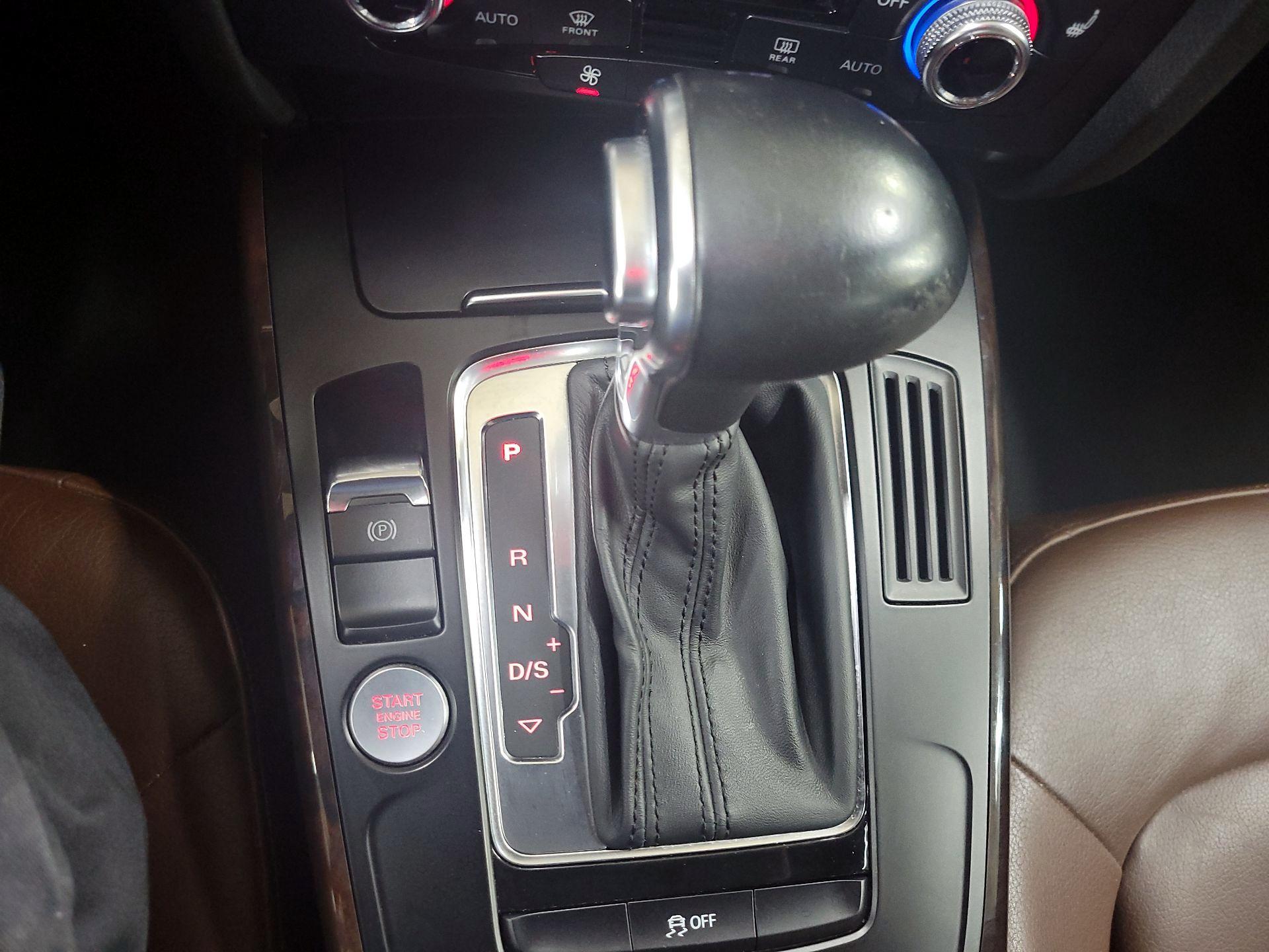Thumbnail: 2015 Audi A4 - 15