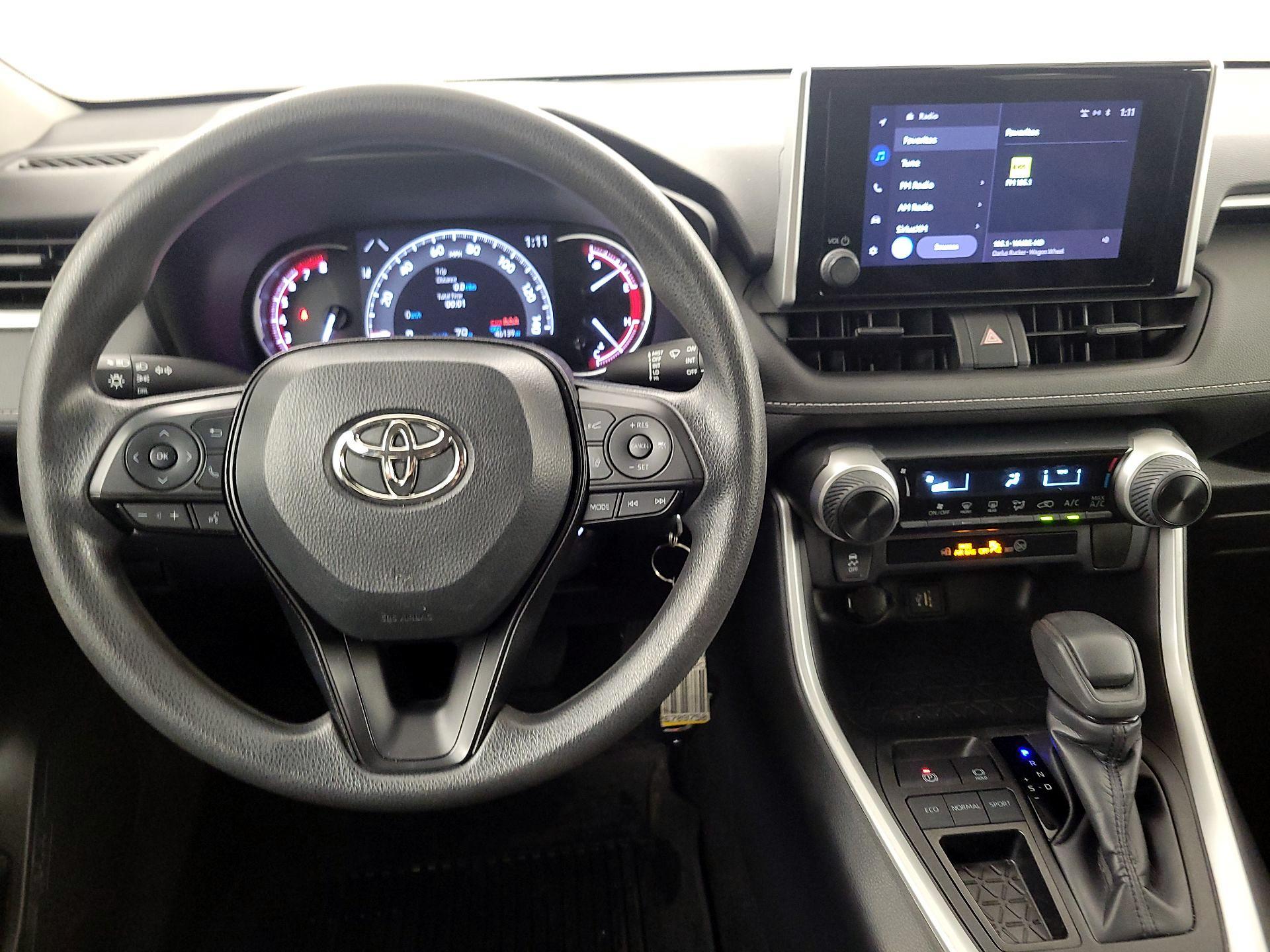 Thumbnail: 2023 Toyota RAV4 - 9