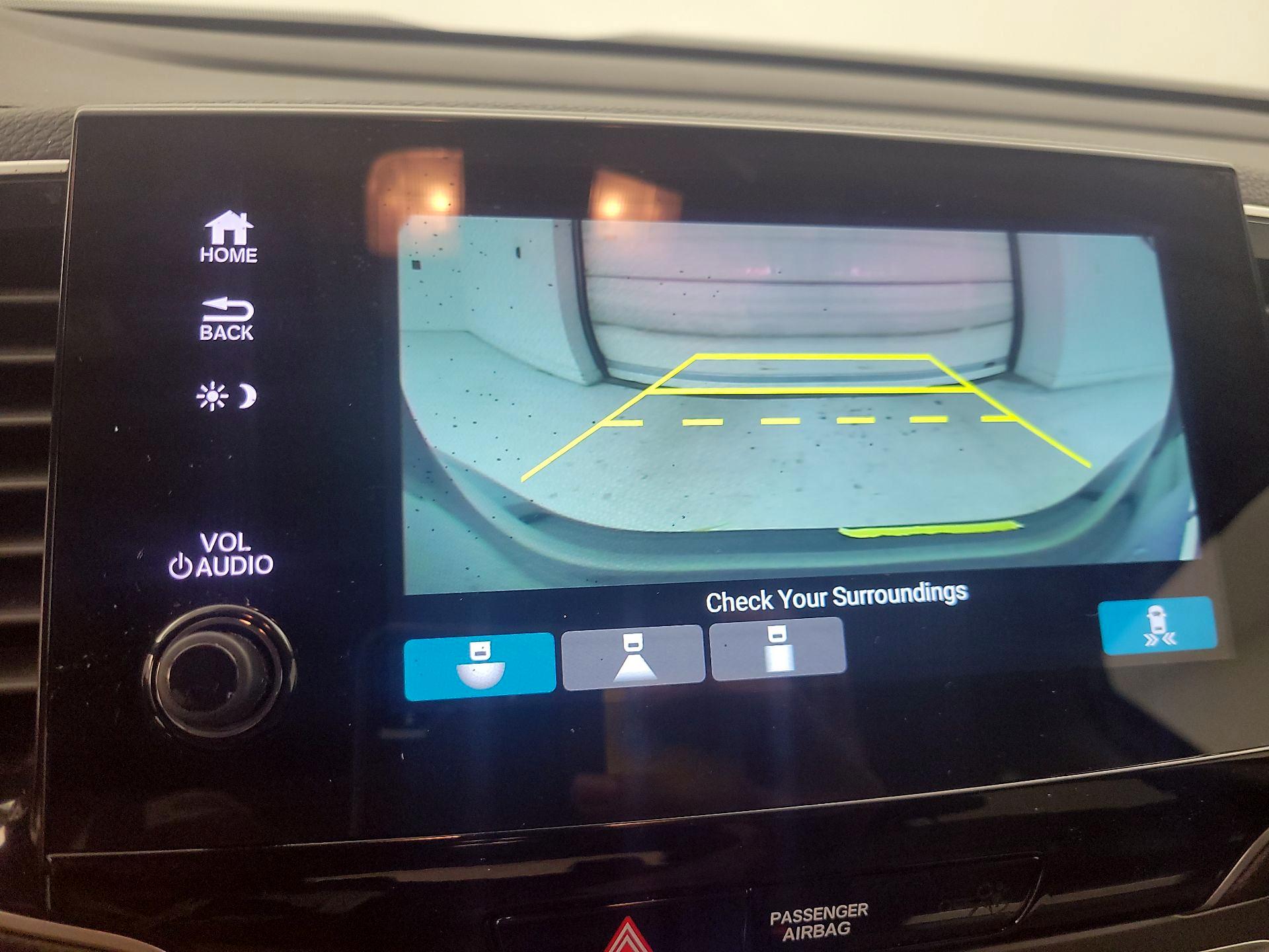 Thumbnail: 2019 Honda Pilot - 14