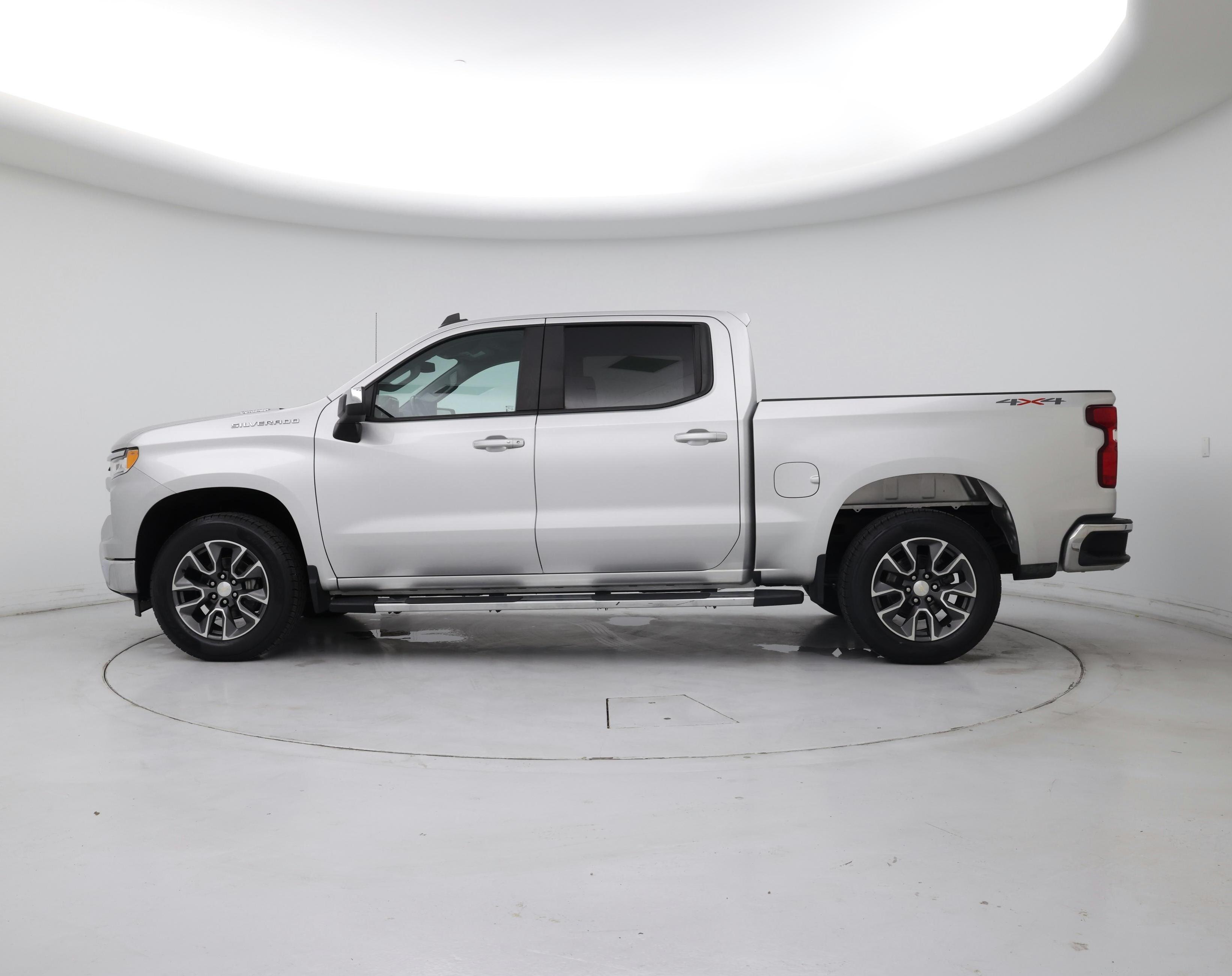 Thumbnail: 2022 Chevrolet Silverado 1500 - 3