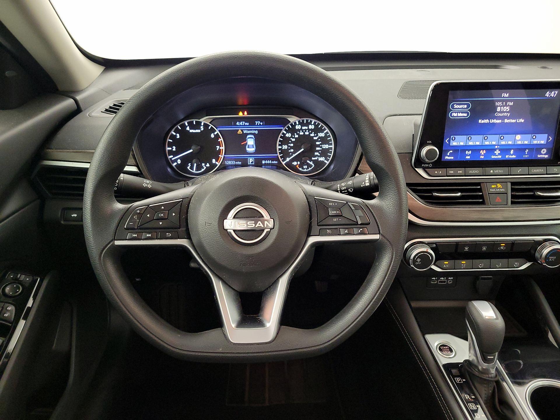 Thumbnail: 2023 Nissan Altima - 10