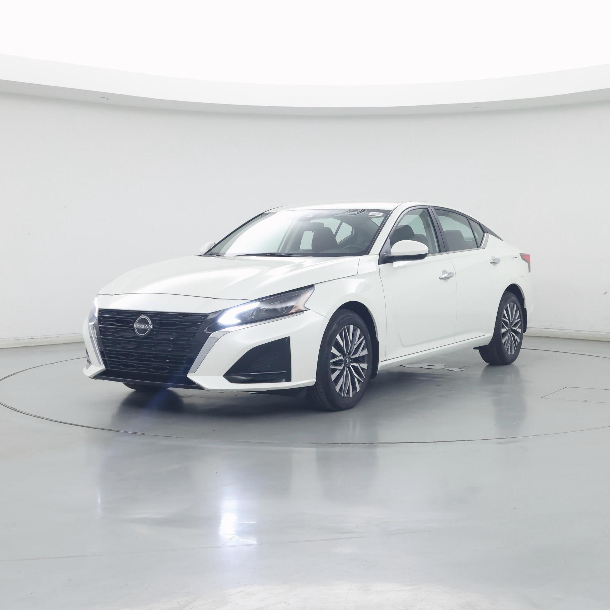 Thumbnail: 2023 Nissan Altima - 4