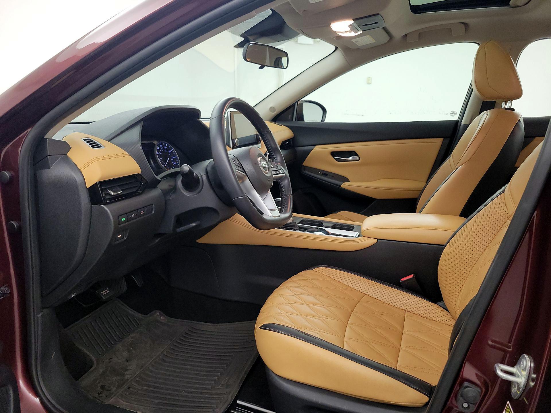 Thumbnail: 2021 Nissan Sentra - 11