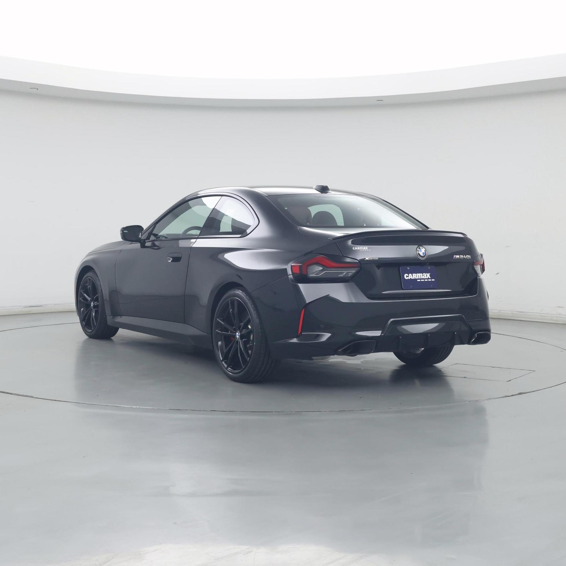 Thumbnail: 2024 BMW 2 Series - 2