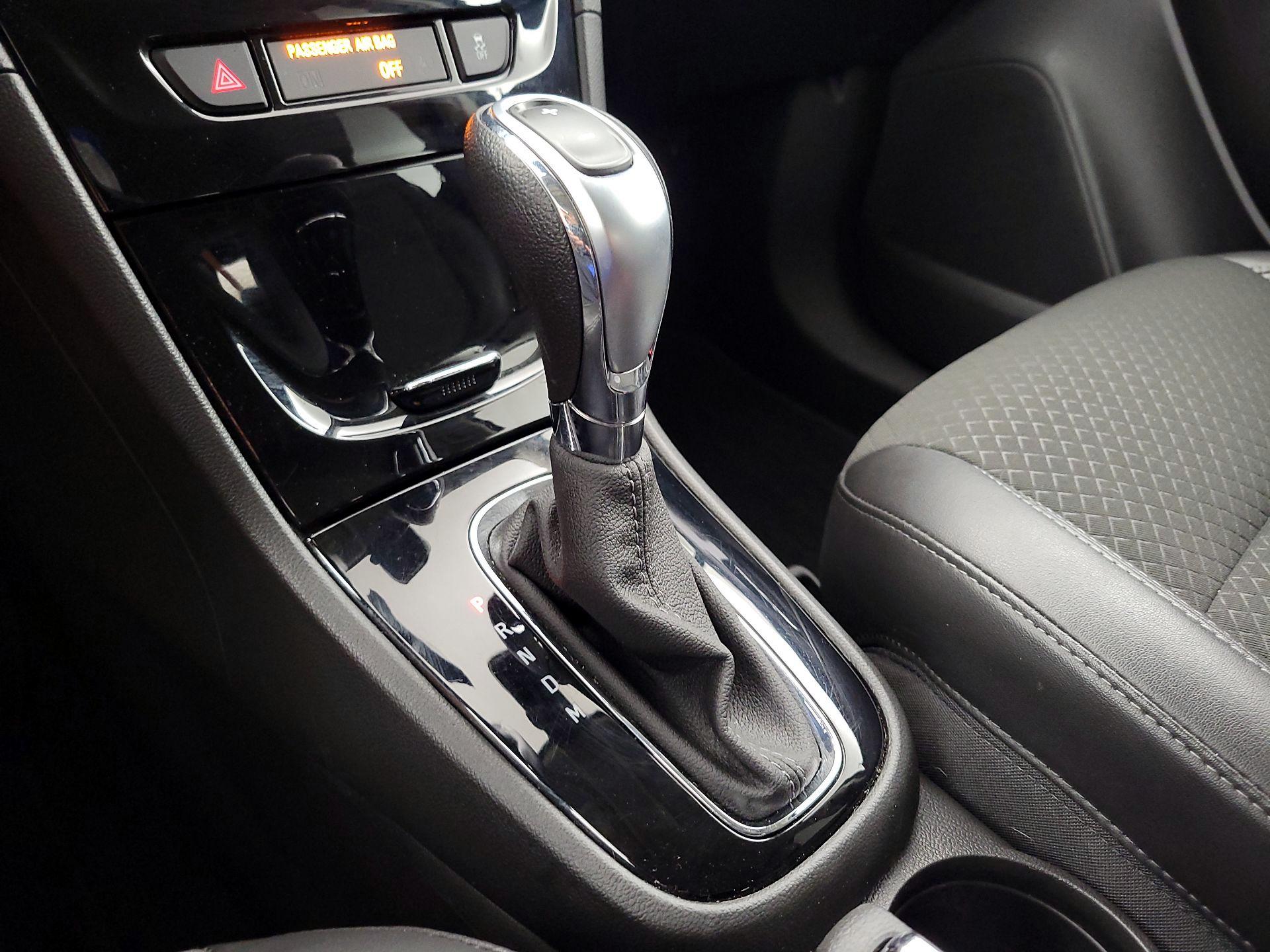 Thumbnail: 2020 Buick Encore - 17