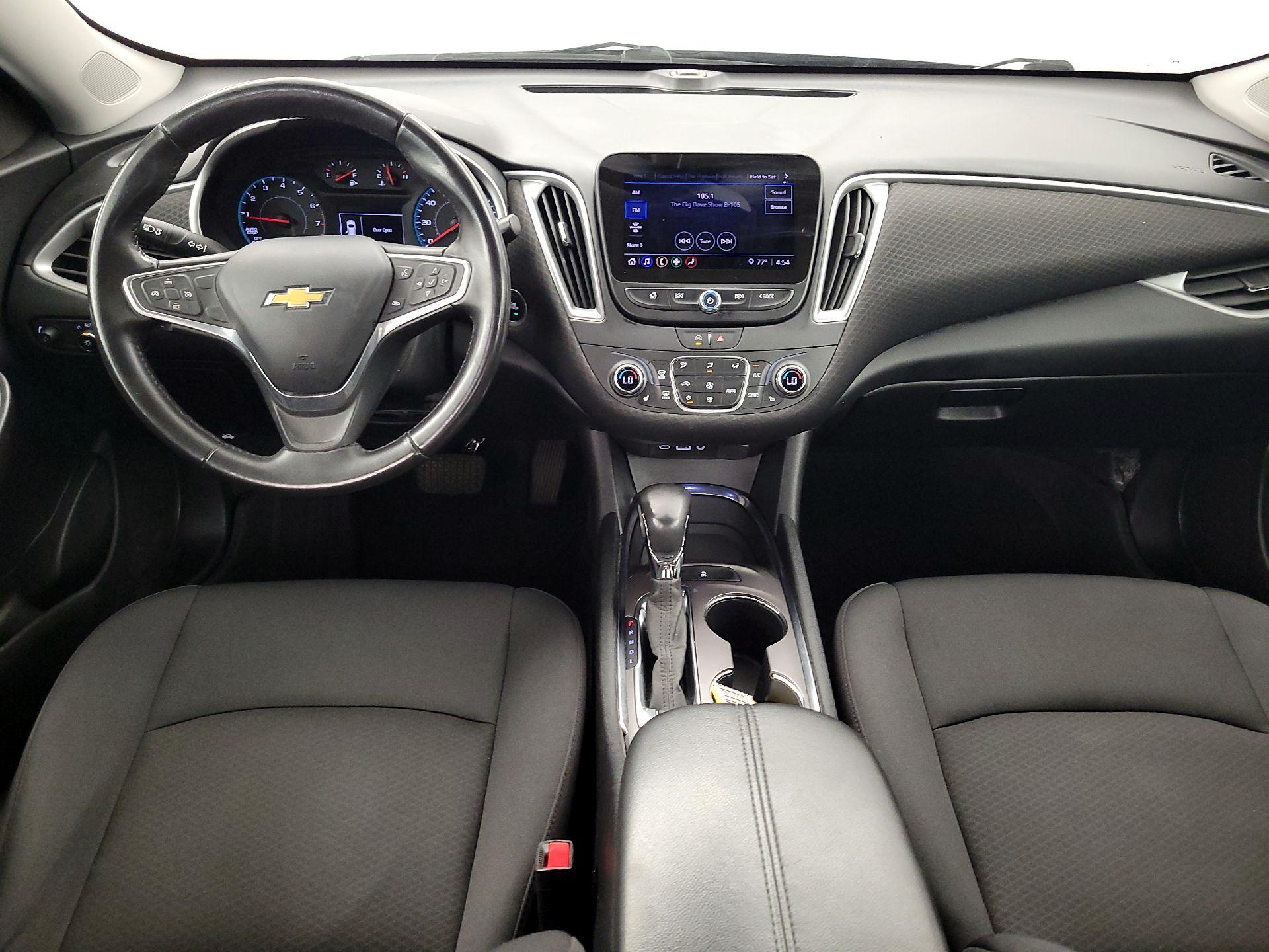 Thumbnail: 2022 Chevrolet Malibu - 9