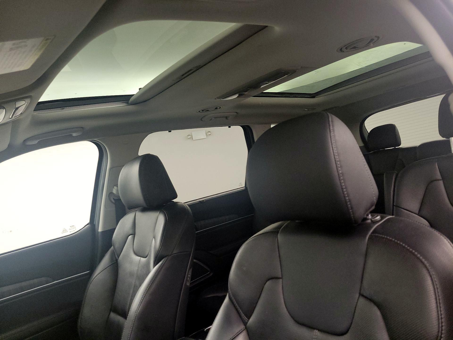 Thumbnail: 2023 Kia Telluride - 20