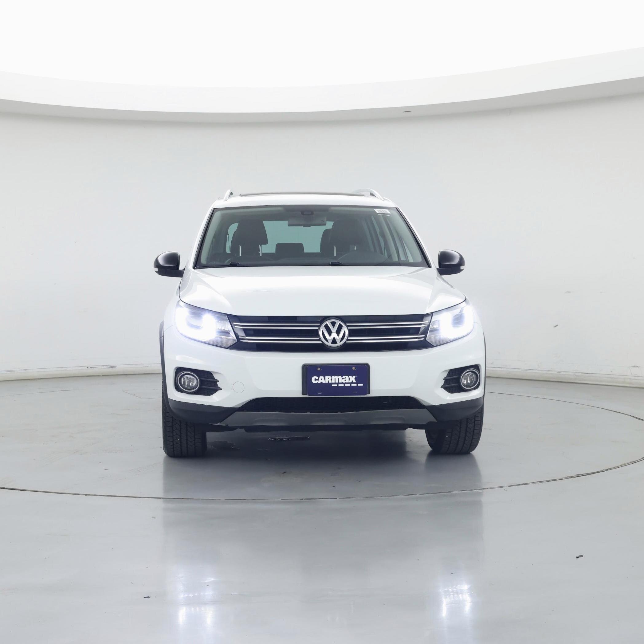 Thumbnail: 2017 Volkswagen Tiguan - 5