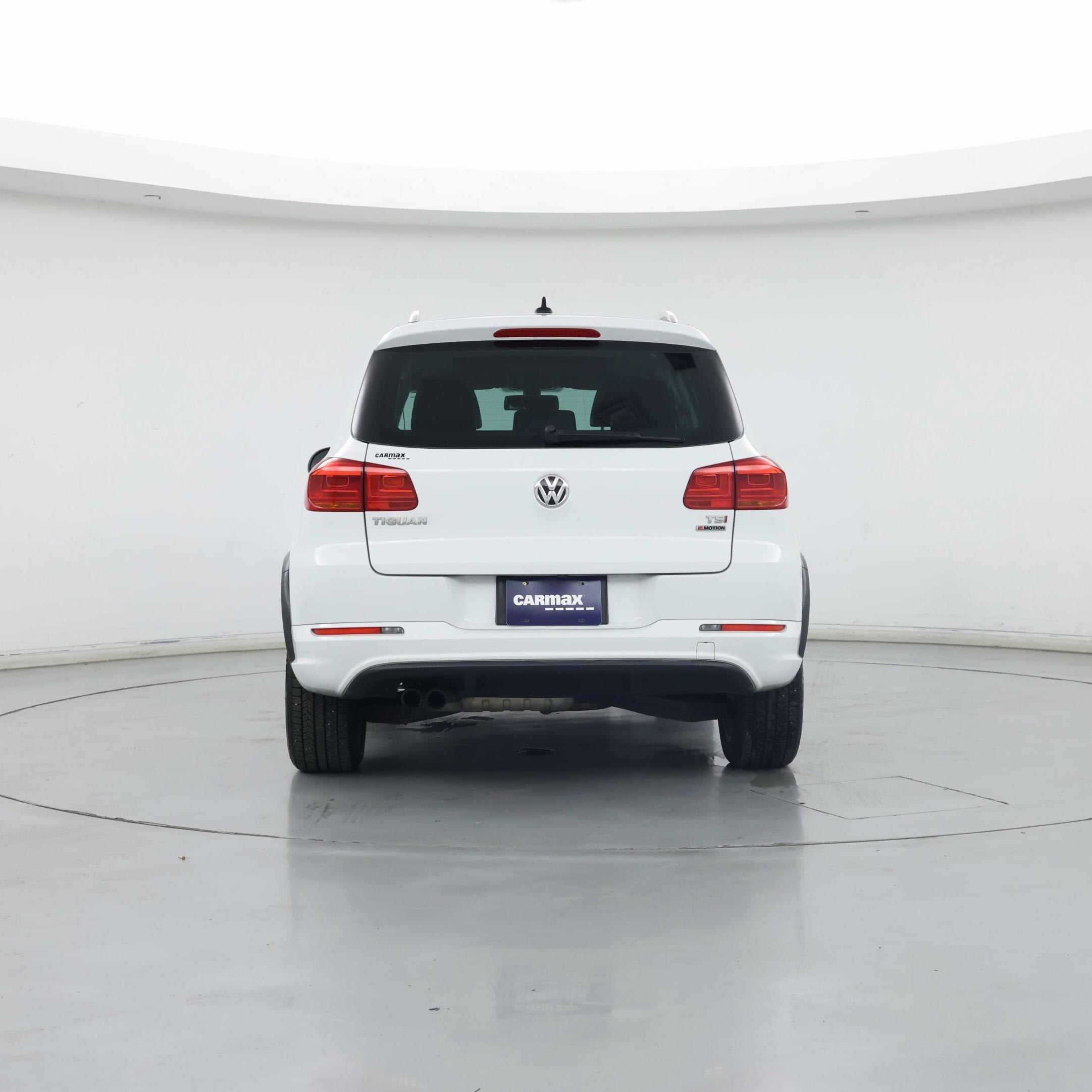 Thumbnail: 2017 Volkswagen Tiguan - 6