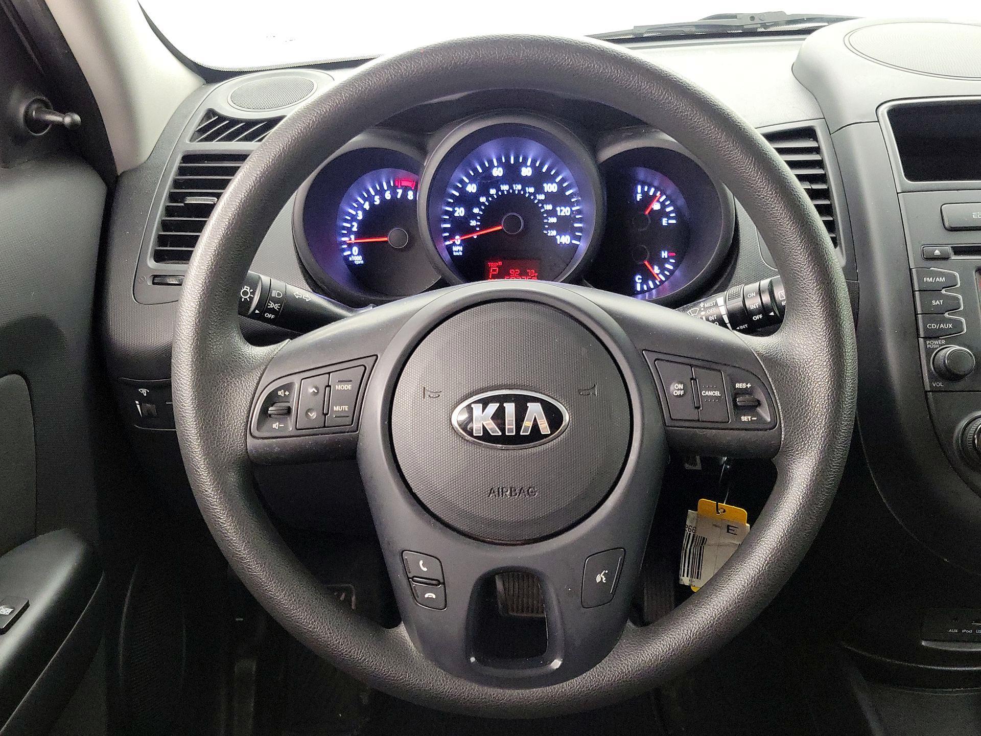 Thumbnail: 2013 Kia Soul - 10