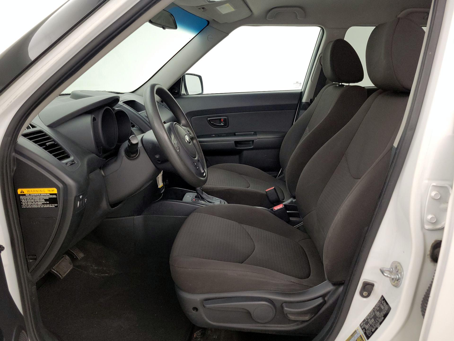 Thumbnail: 2013 Kia Soul - 11