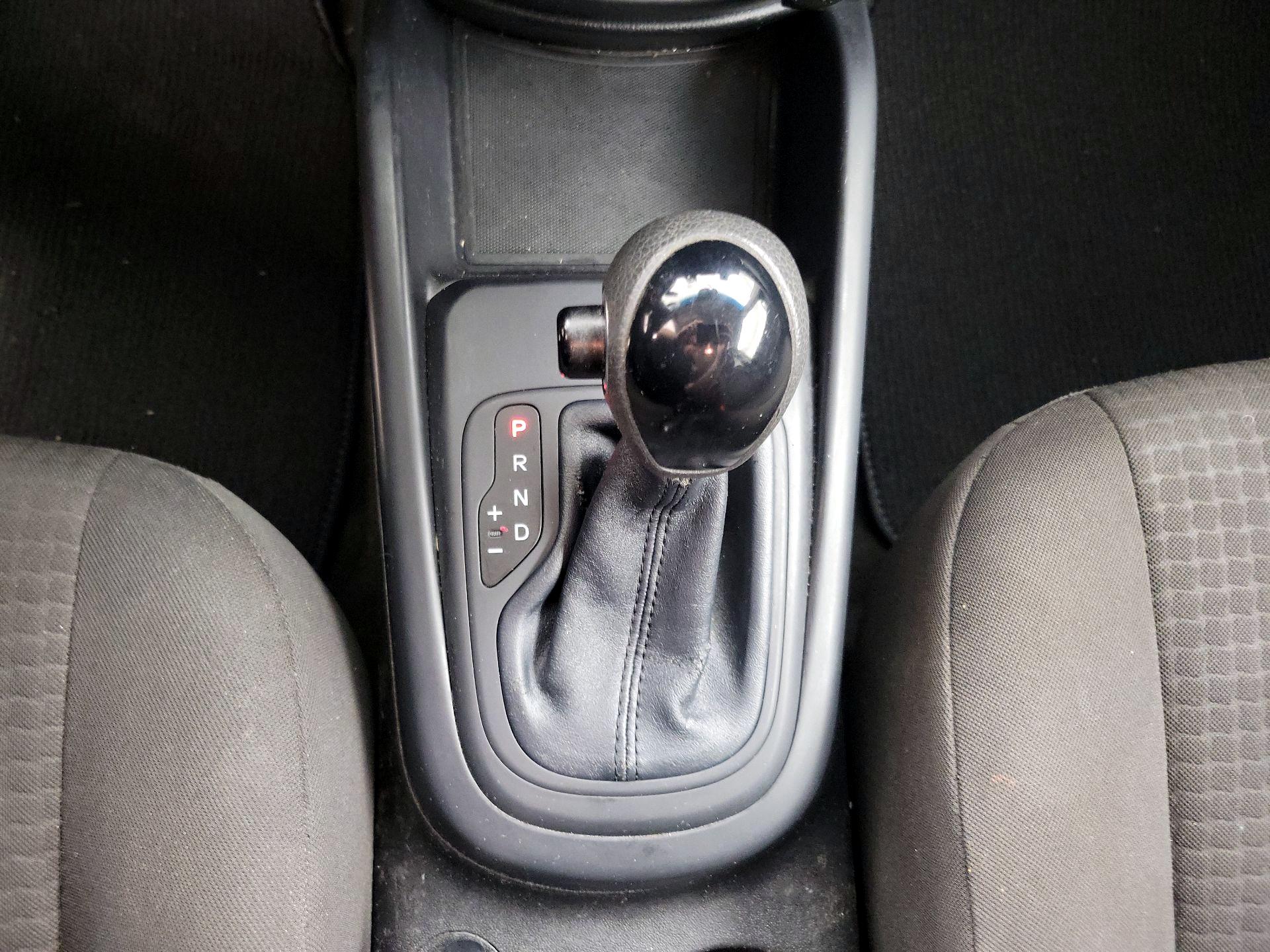 Thumbnail: 2013 Kia Soul - 16