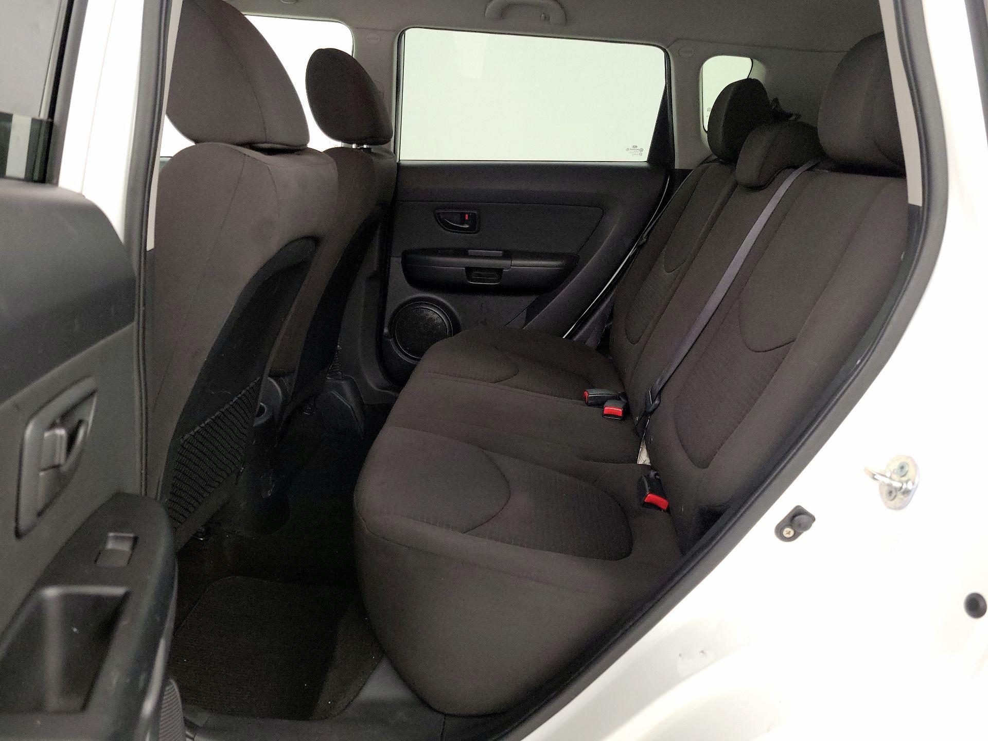 Thumbnail: 2013 Kia Soul - 18
