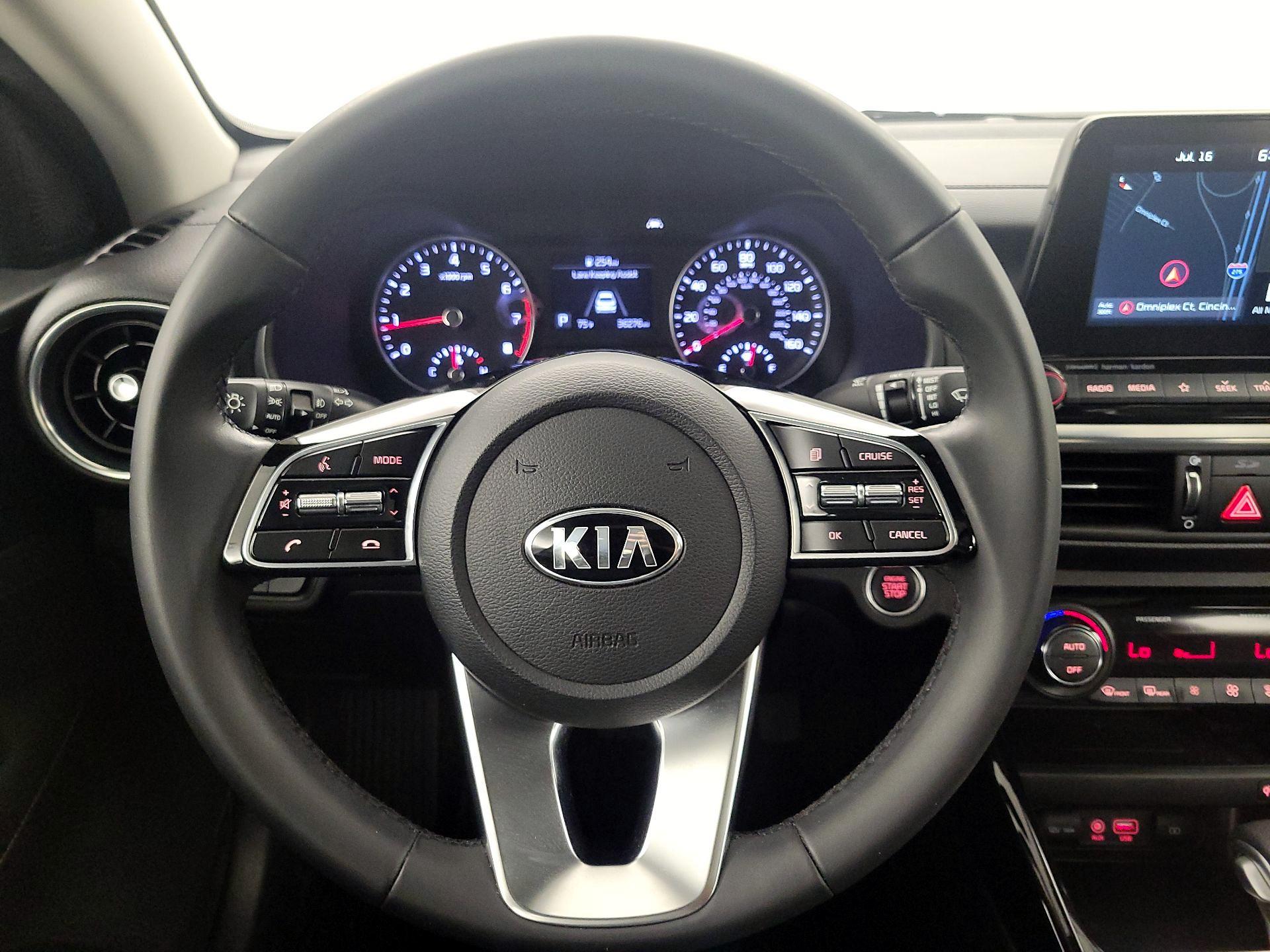 Thumbnail: 2021 Kia Forte - 10