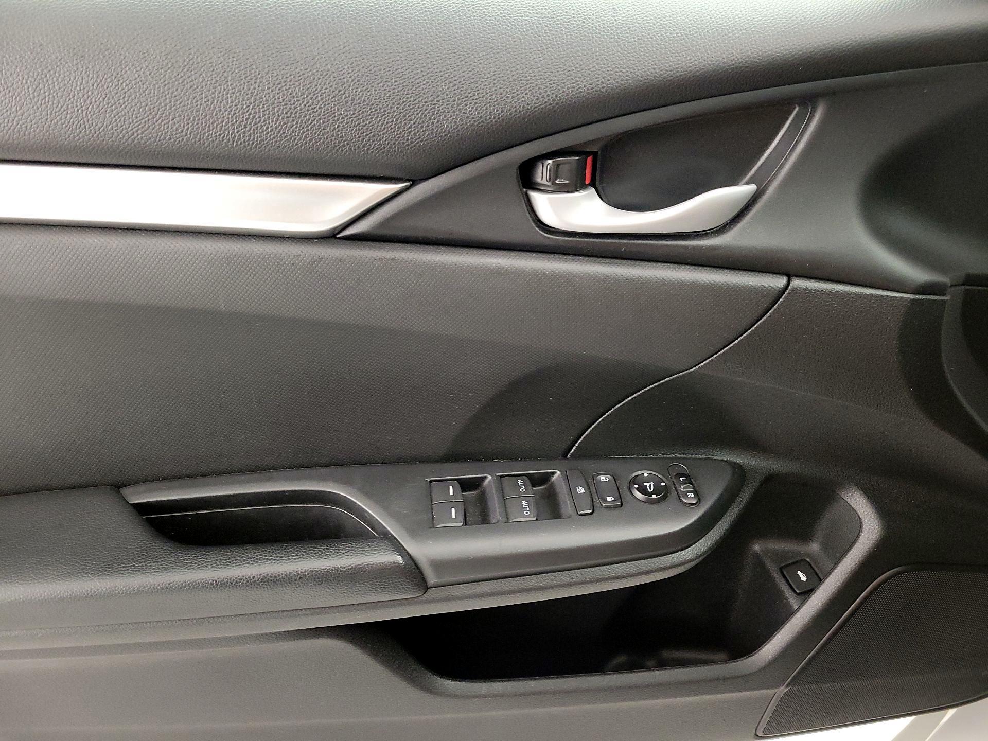 Thumbnail: 2020 Honda Civic - 12