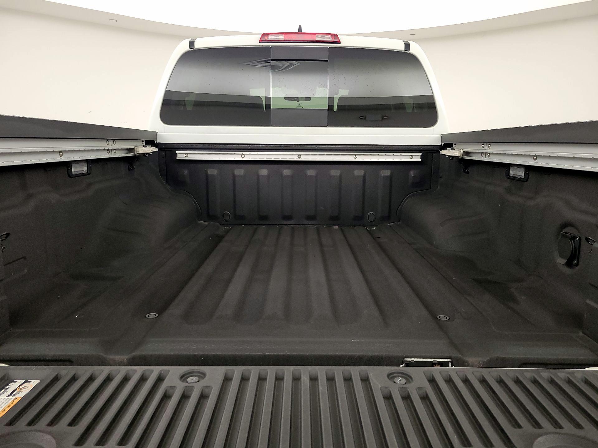 Thumbnail: 2023 Nissan Frontier - 20