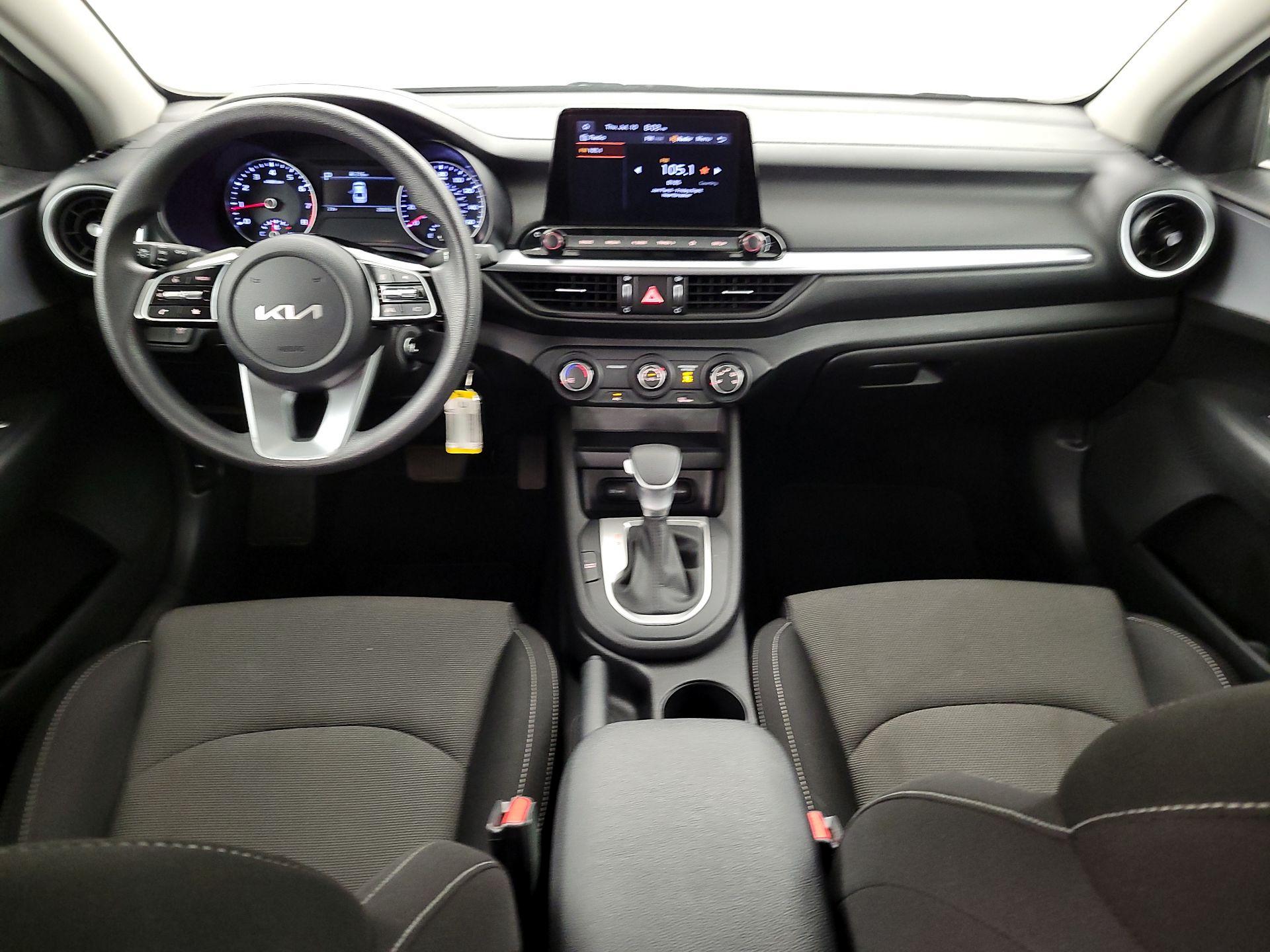 Thumbnail: 2023 Kia Forte - 9