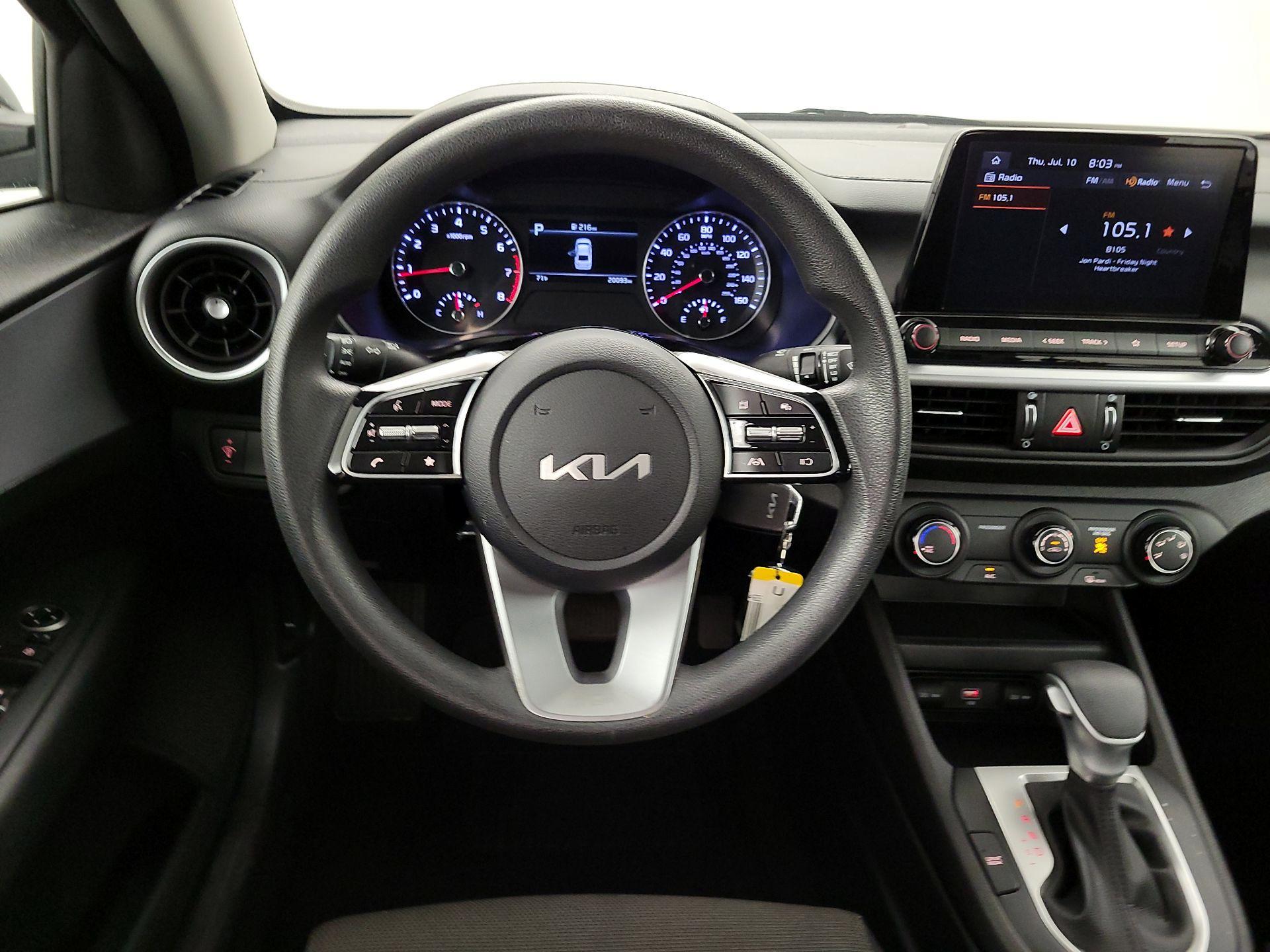Thumbnail: 2023 Kia Forte - 10