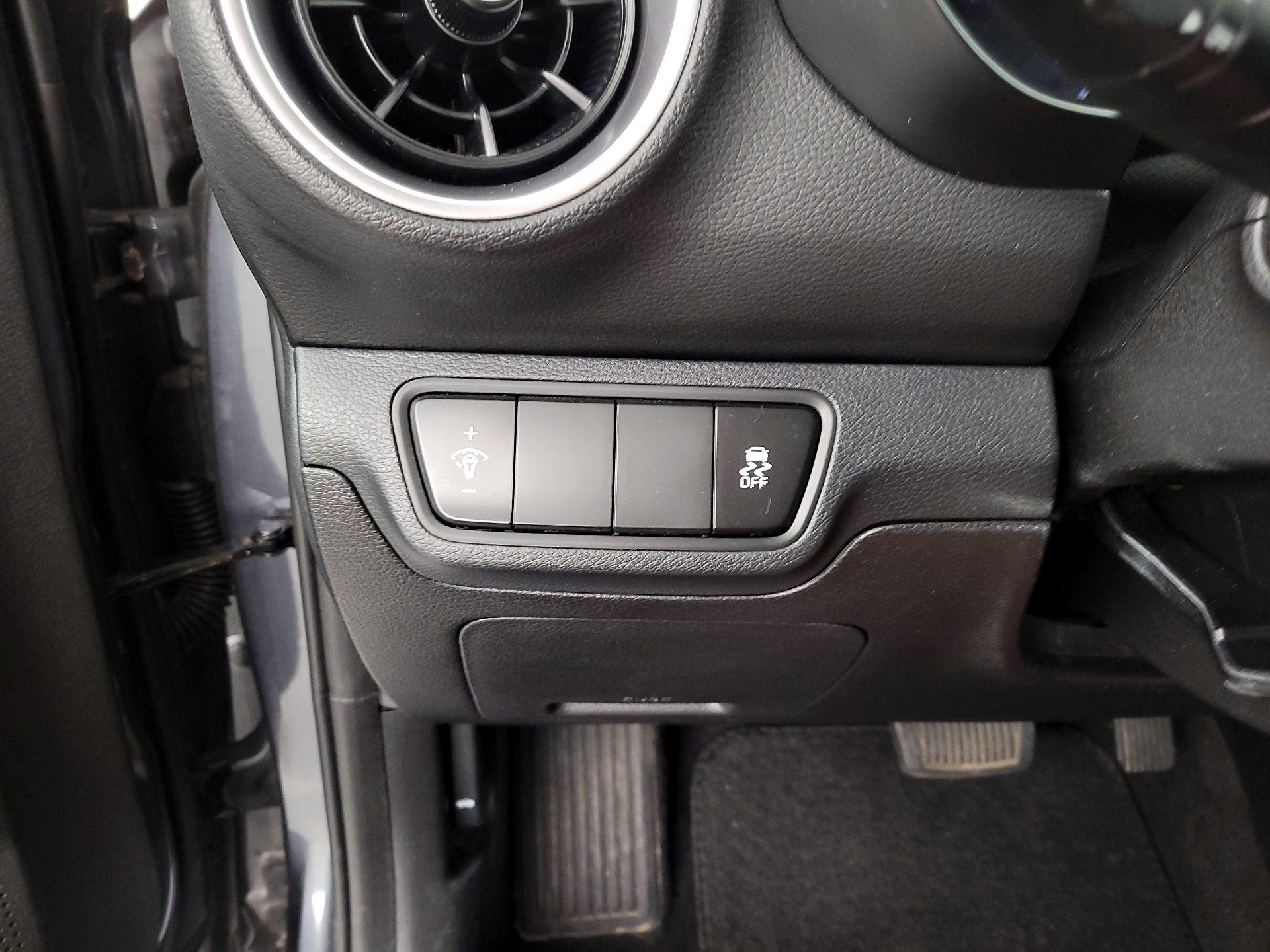 Thumbnail: 2023 Kia Forte - 13