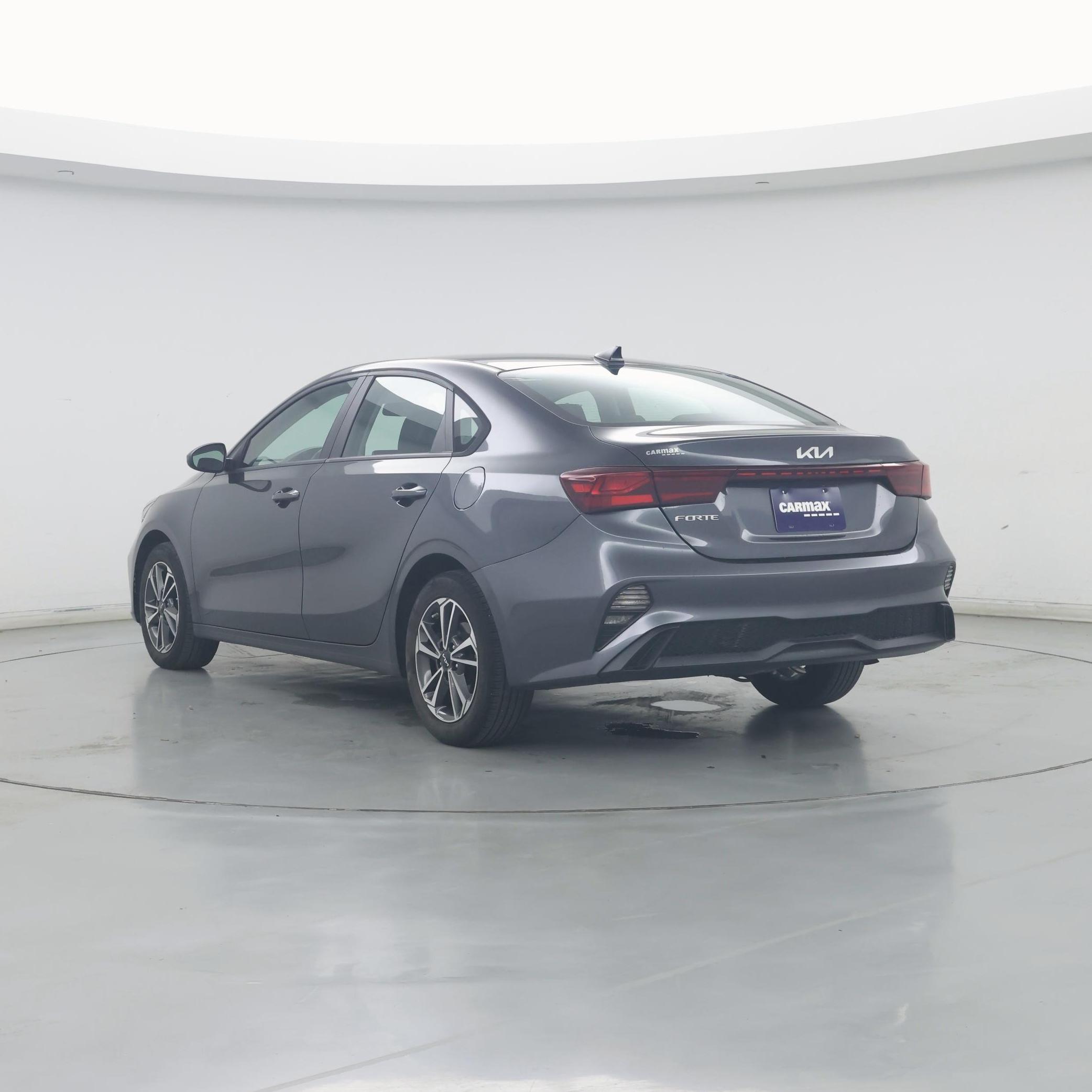 Thumbnail: 2023 Kia Forte - 2