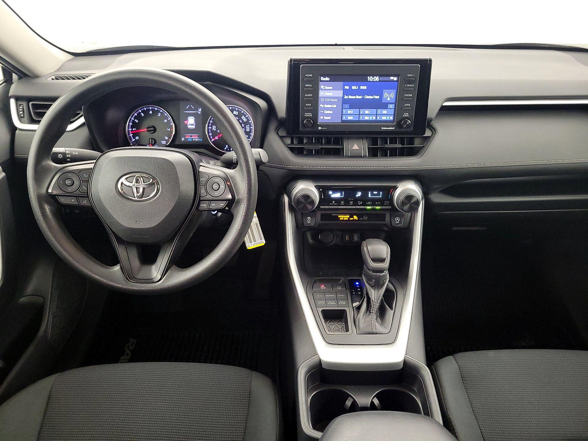 Thumbnail: 2020 Toyota RAV4 - 9