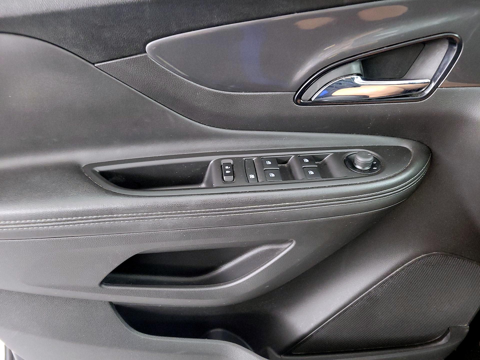 Thumbnail: 2022 Buick Encore - 12