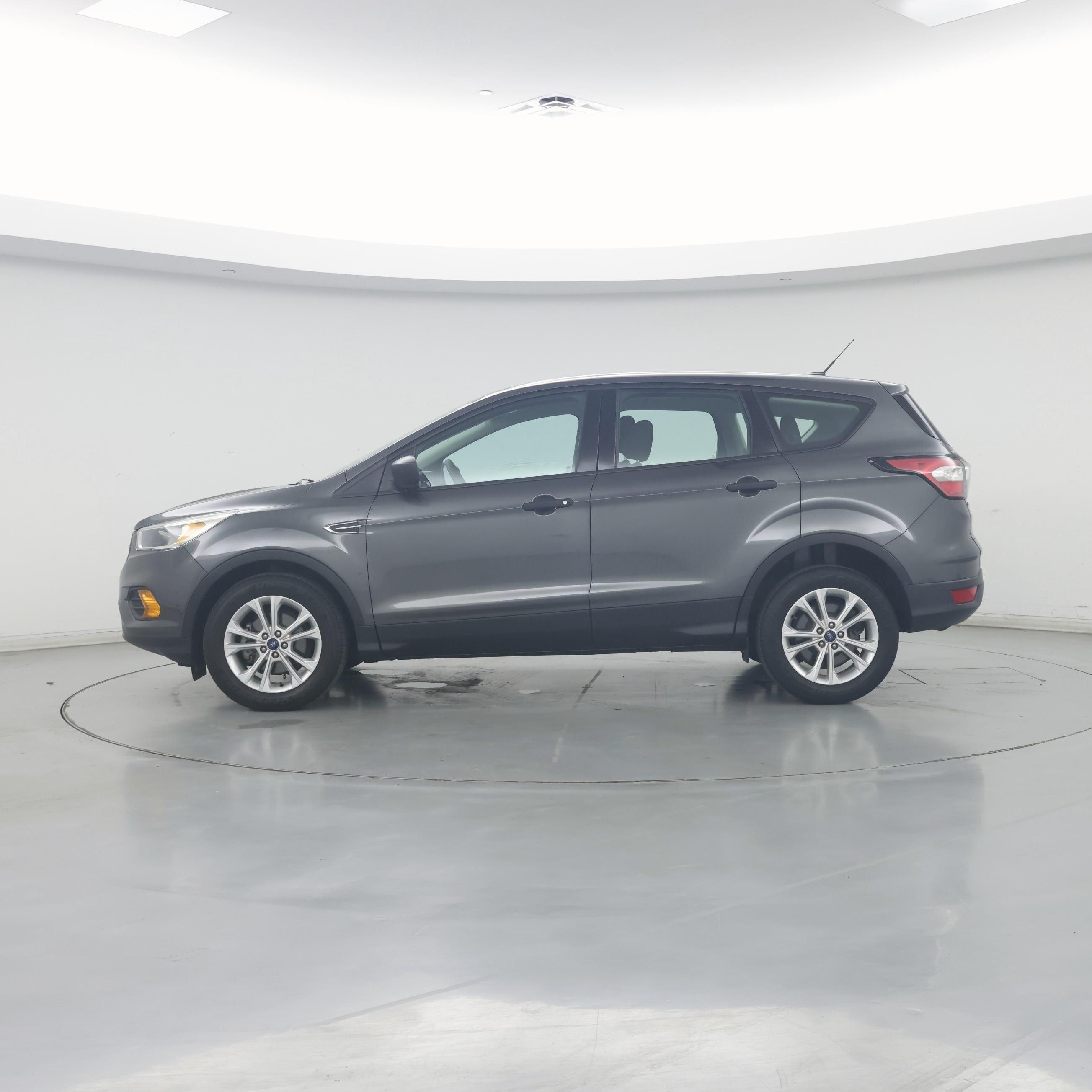Thumbnail: 2017 Ford Escape - 3