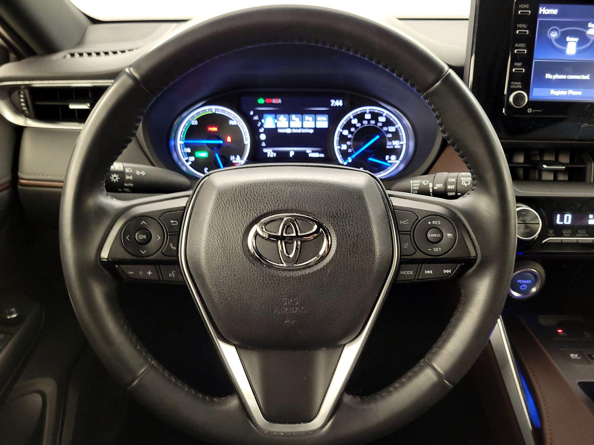 Thumbnail: 2022 Toyota Venza - 10