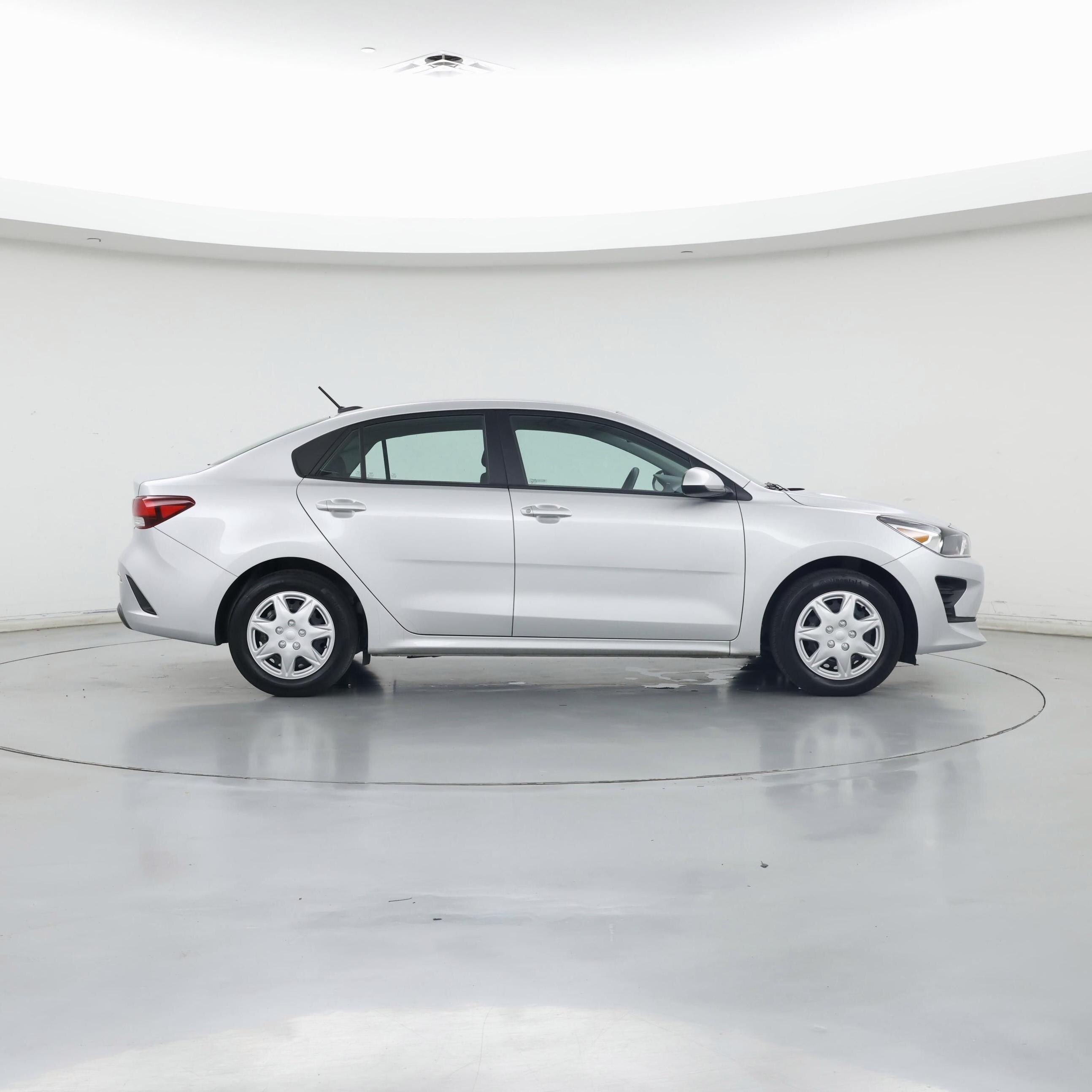 Thumbnail: 2023 Kia Rio - 7