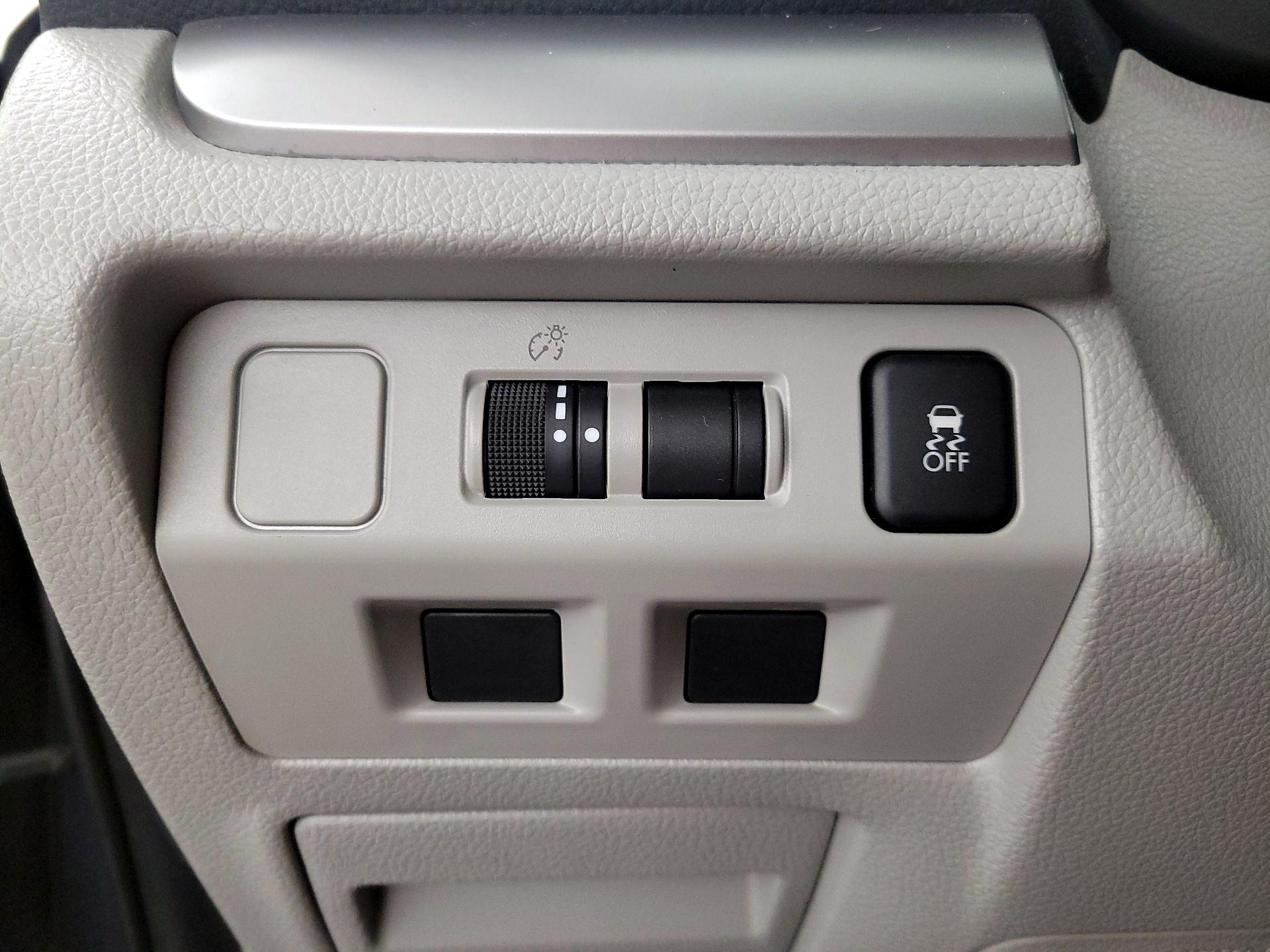 Thumbnail: 2016 Subaru Forester - 13