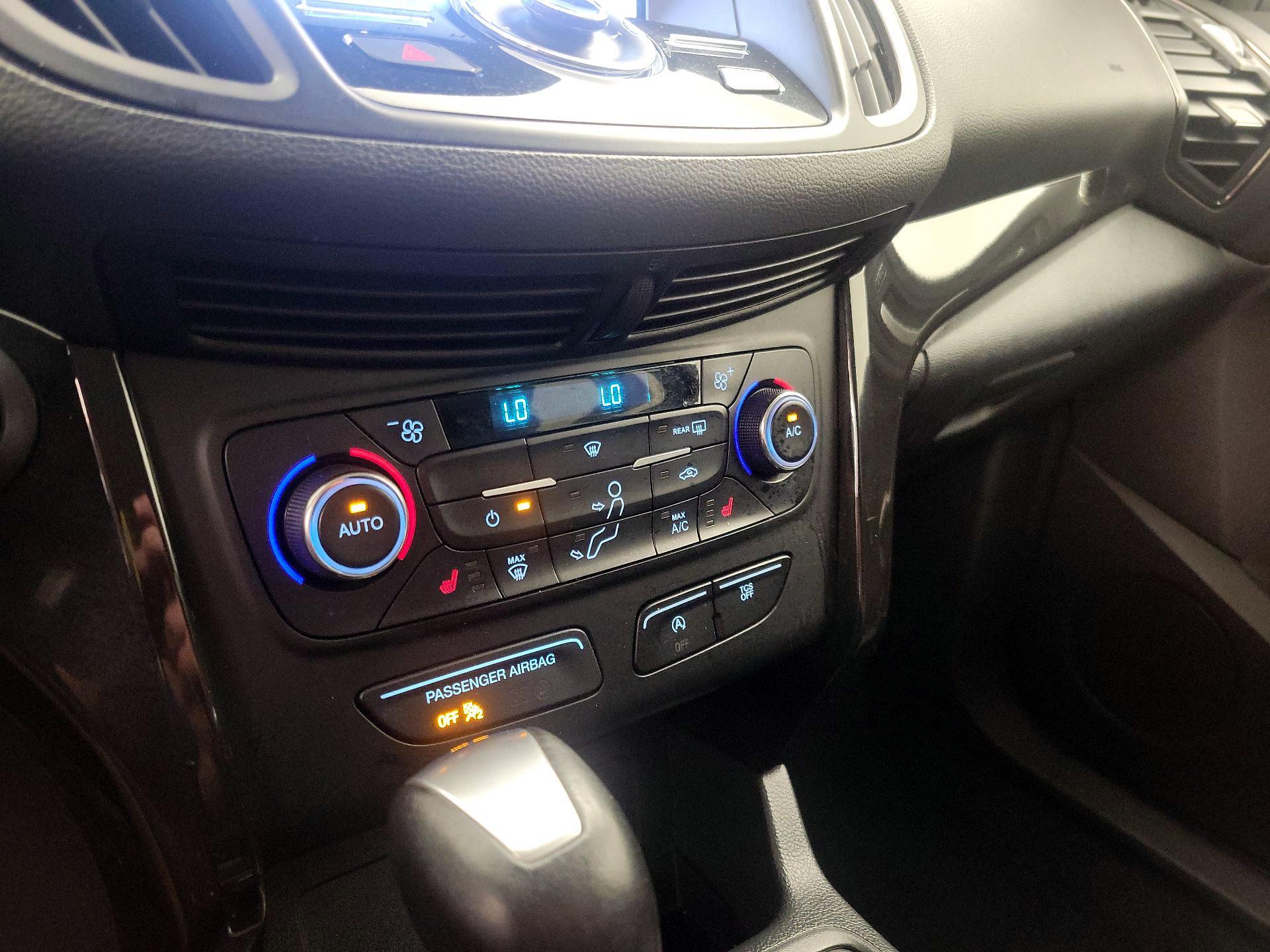 Thumbnail: 2017 Ford Escape - 17