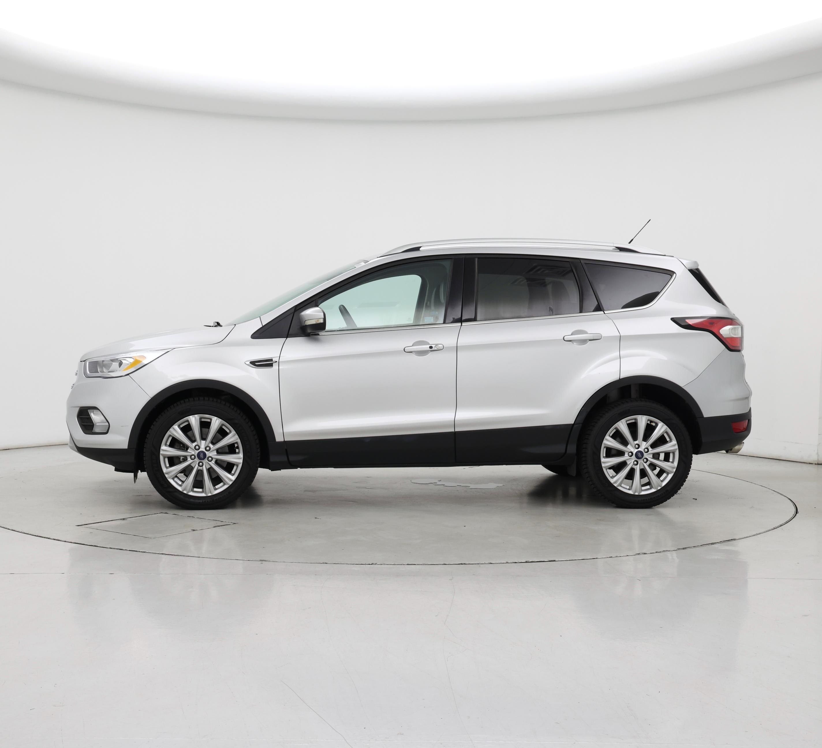 Thumbnail: 2017 Ford Escape - 3