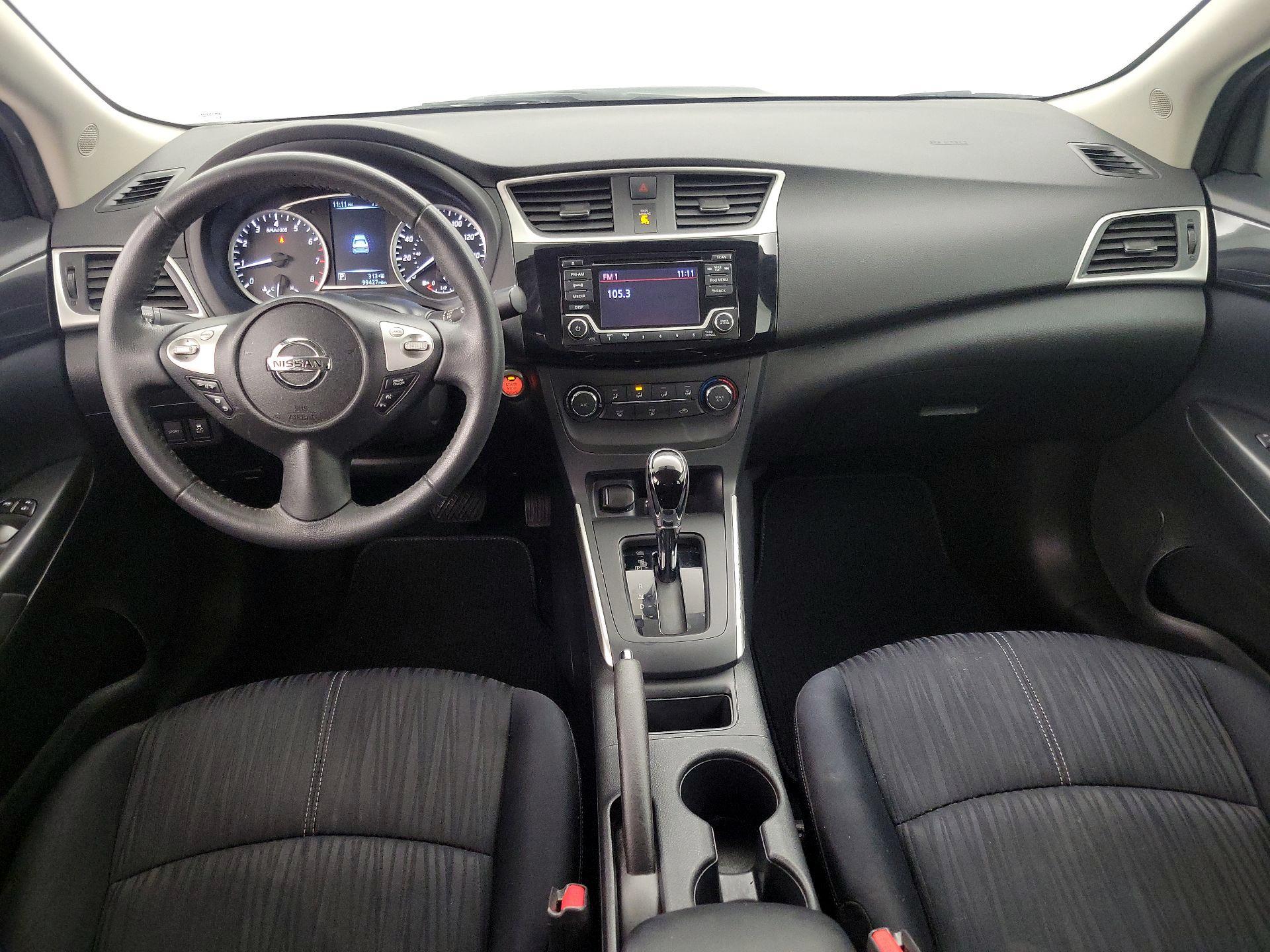Thumbnail: 2017 Nissan Sentra - 9