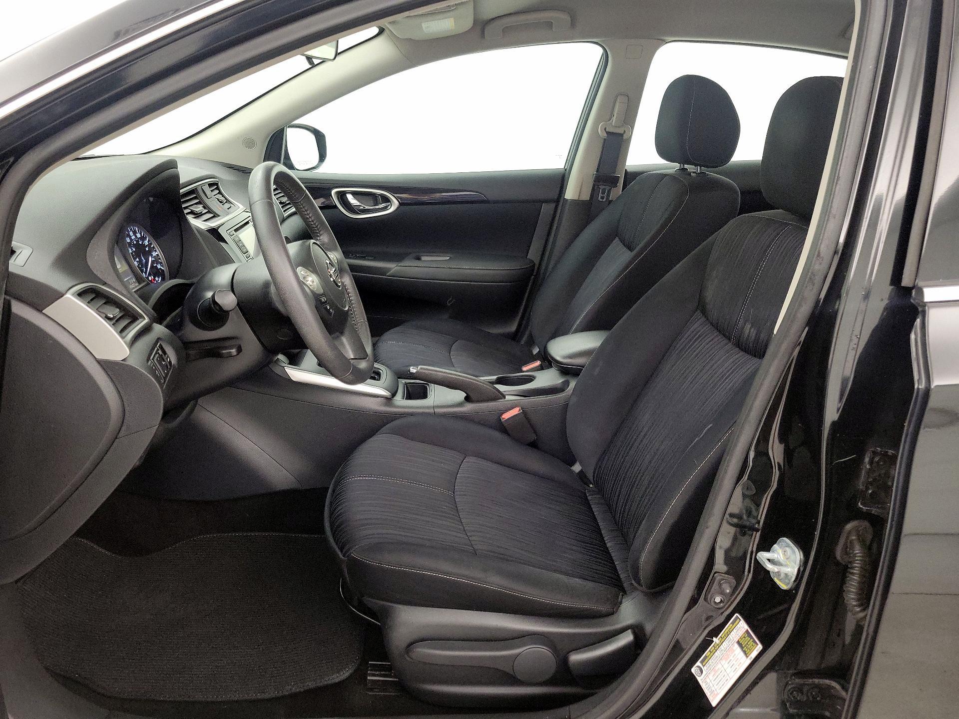 Thumbnail: 2017 Nissan Sentra - 11