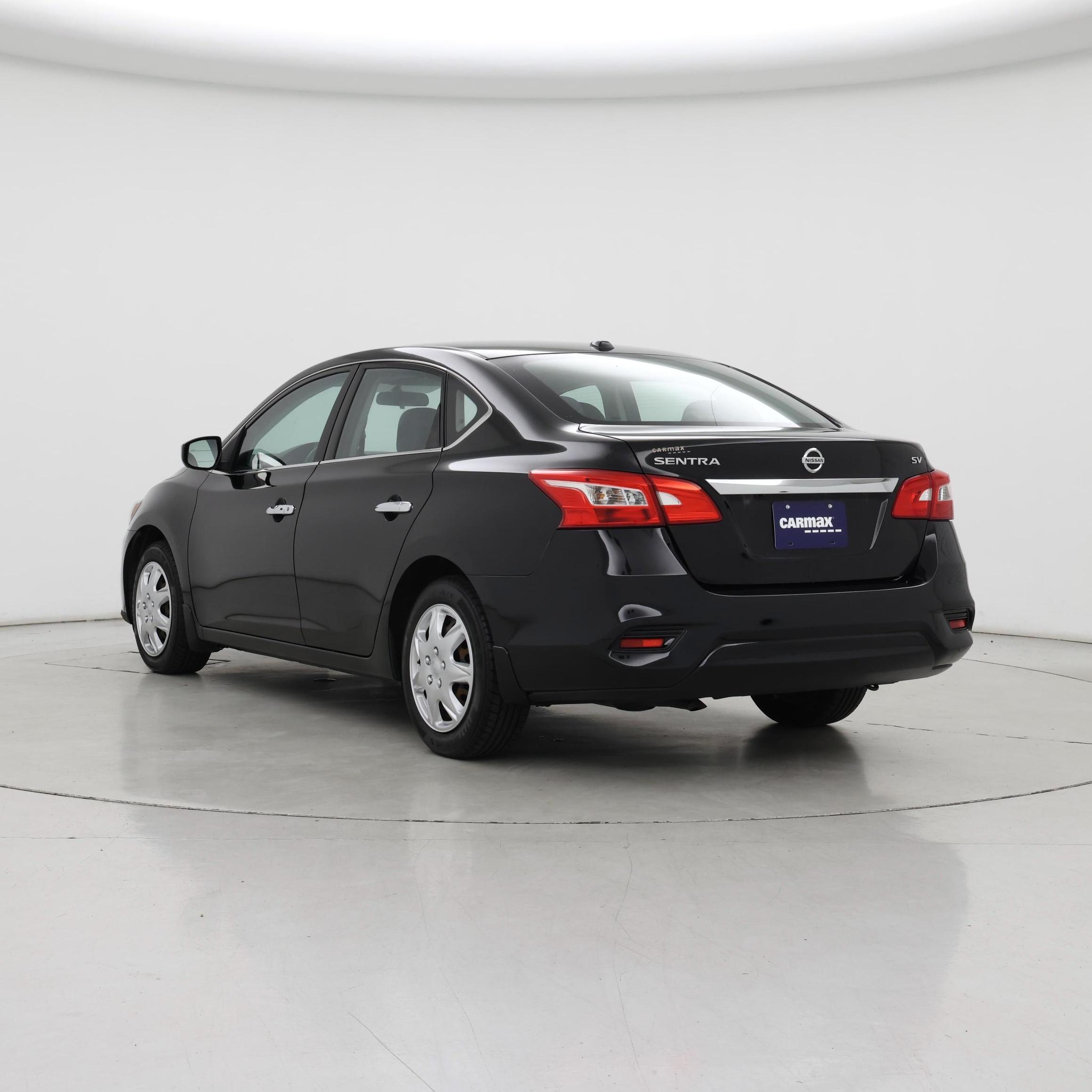 Thumbnail: 2017 Nissan Sentra - 2