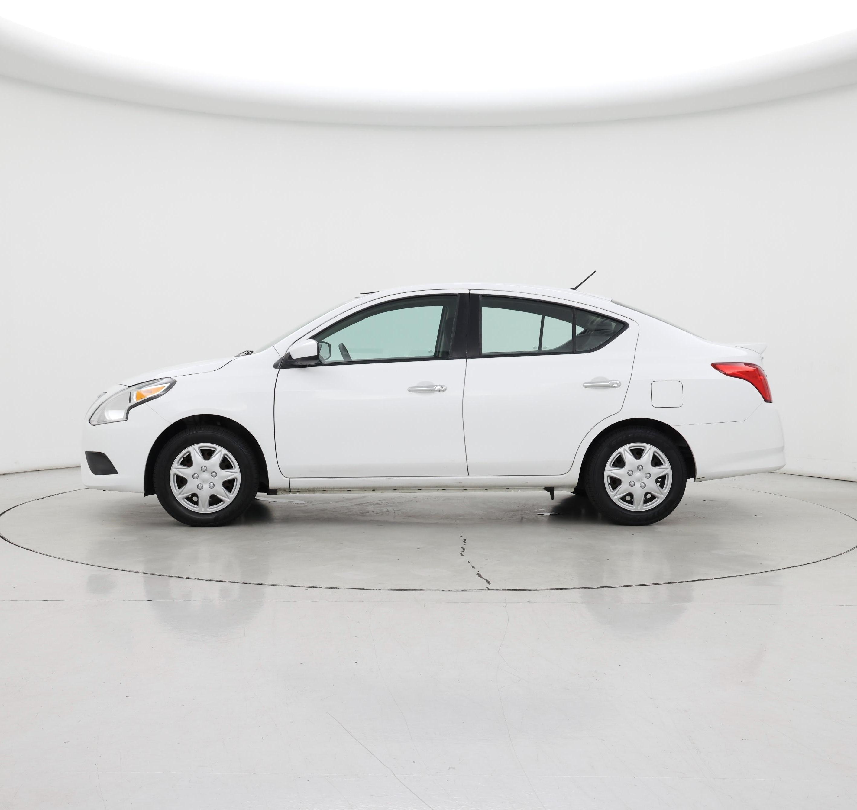 Thumbnail: 2019 Nissan Versa - 3