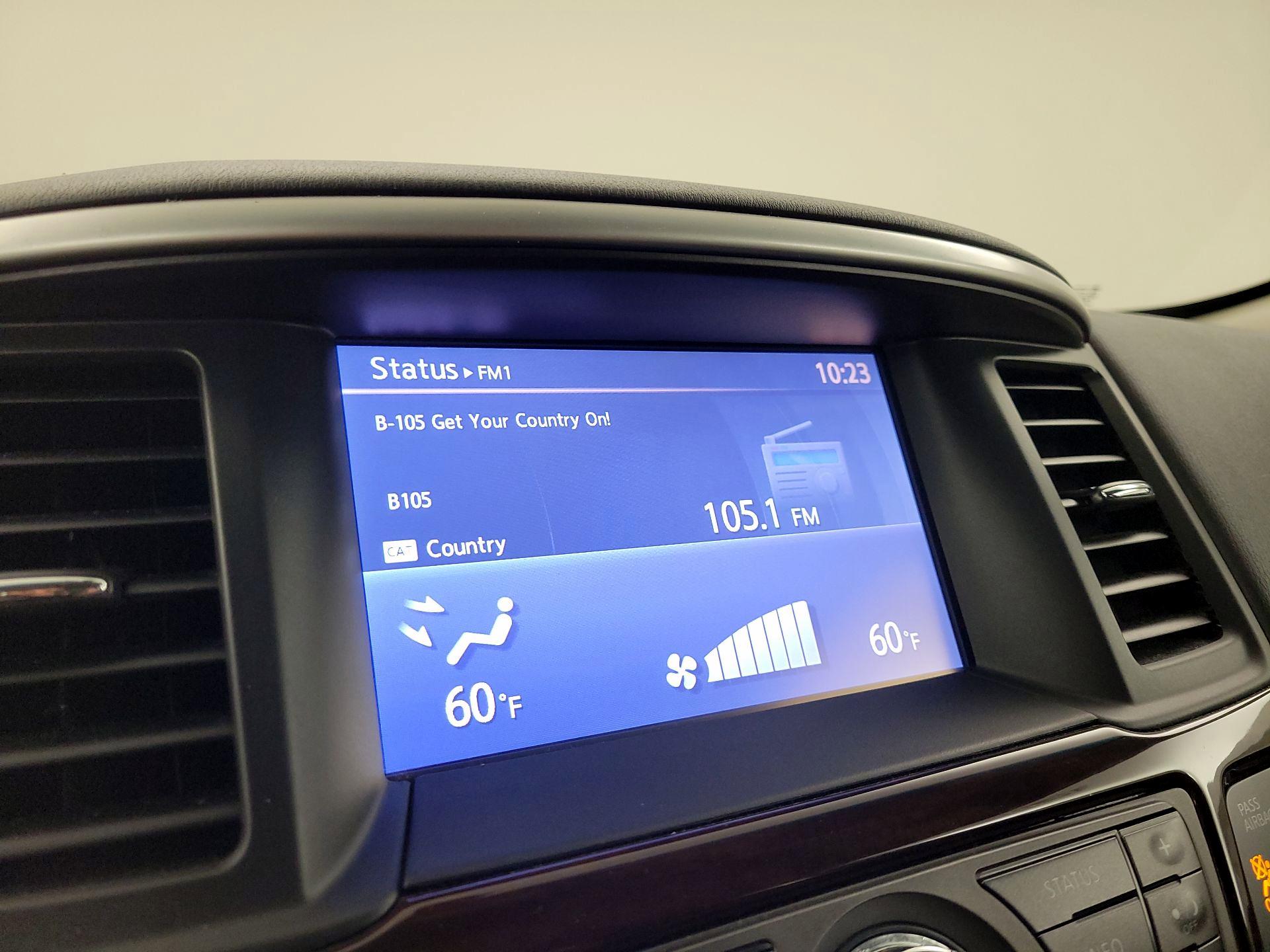 Thumbnail: 2016 Nissan Pathfinder - 16