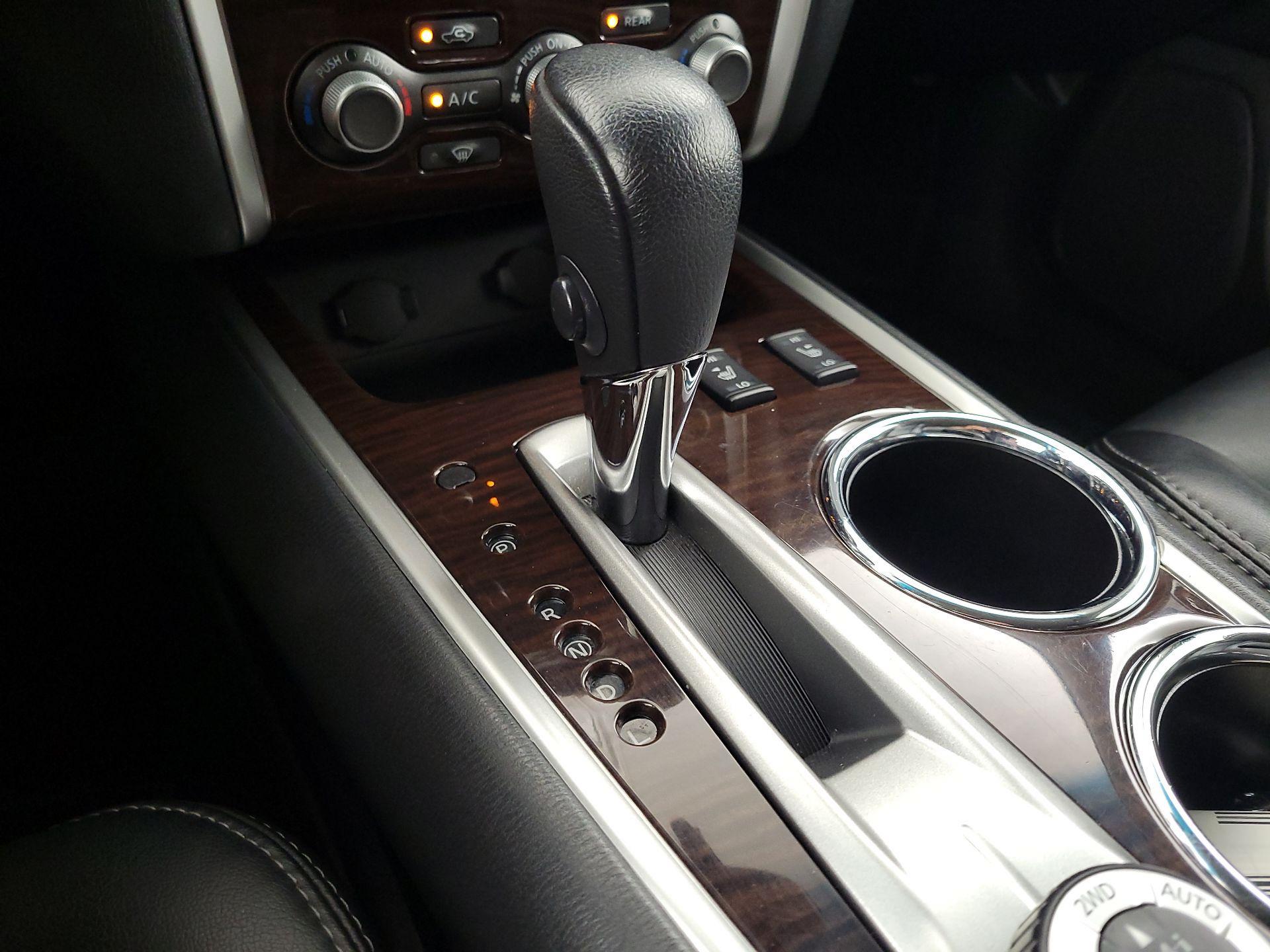 Thumbnail: 2016 Nissan Pathfinder - 18