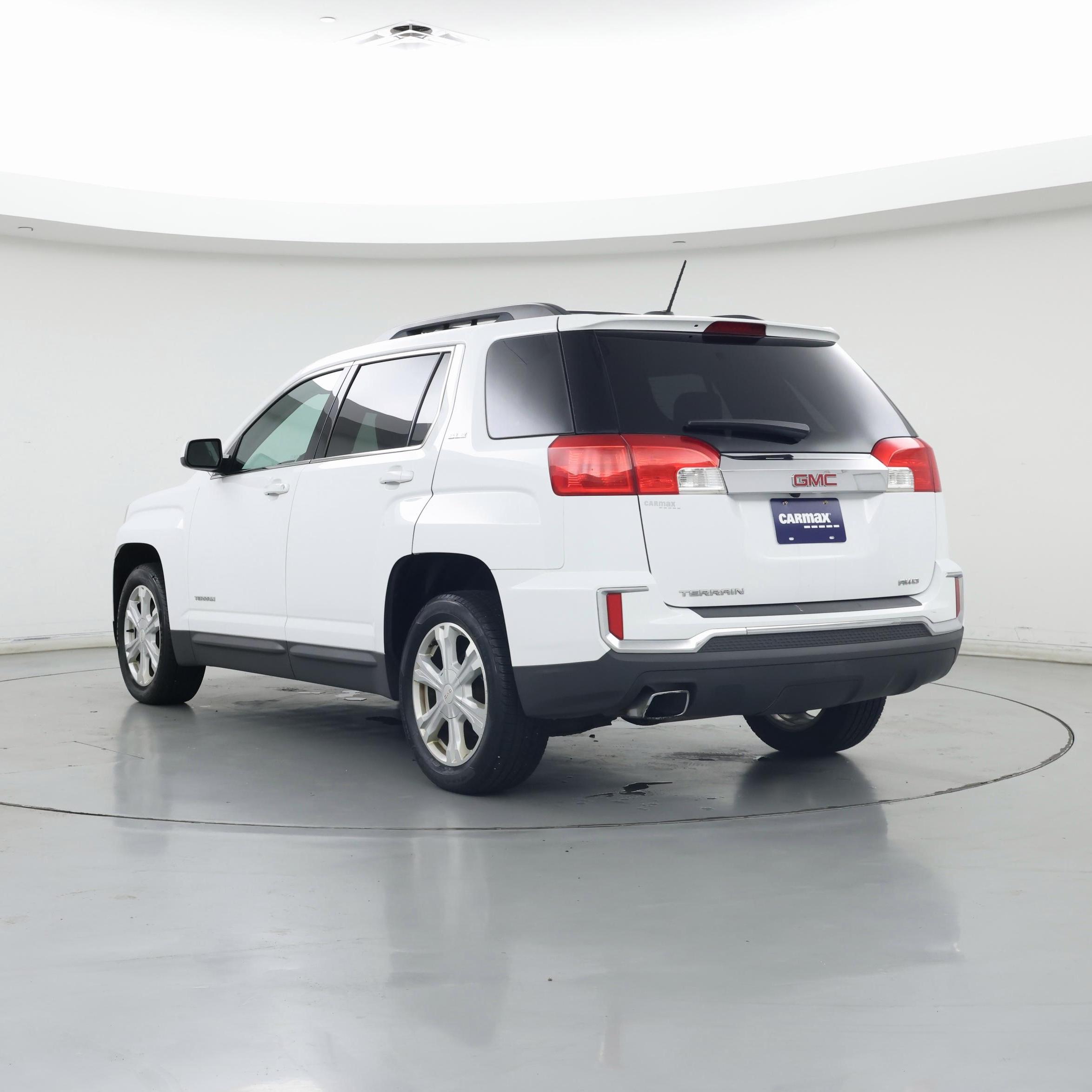 Thumbnail: 2017 GMC Terrain - 2