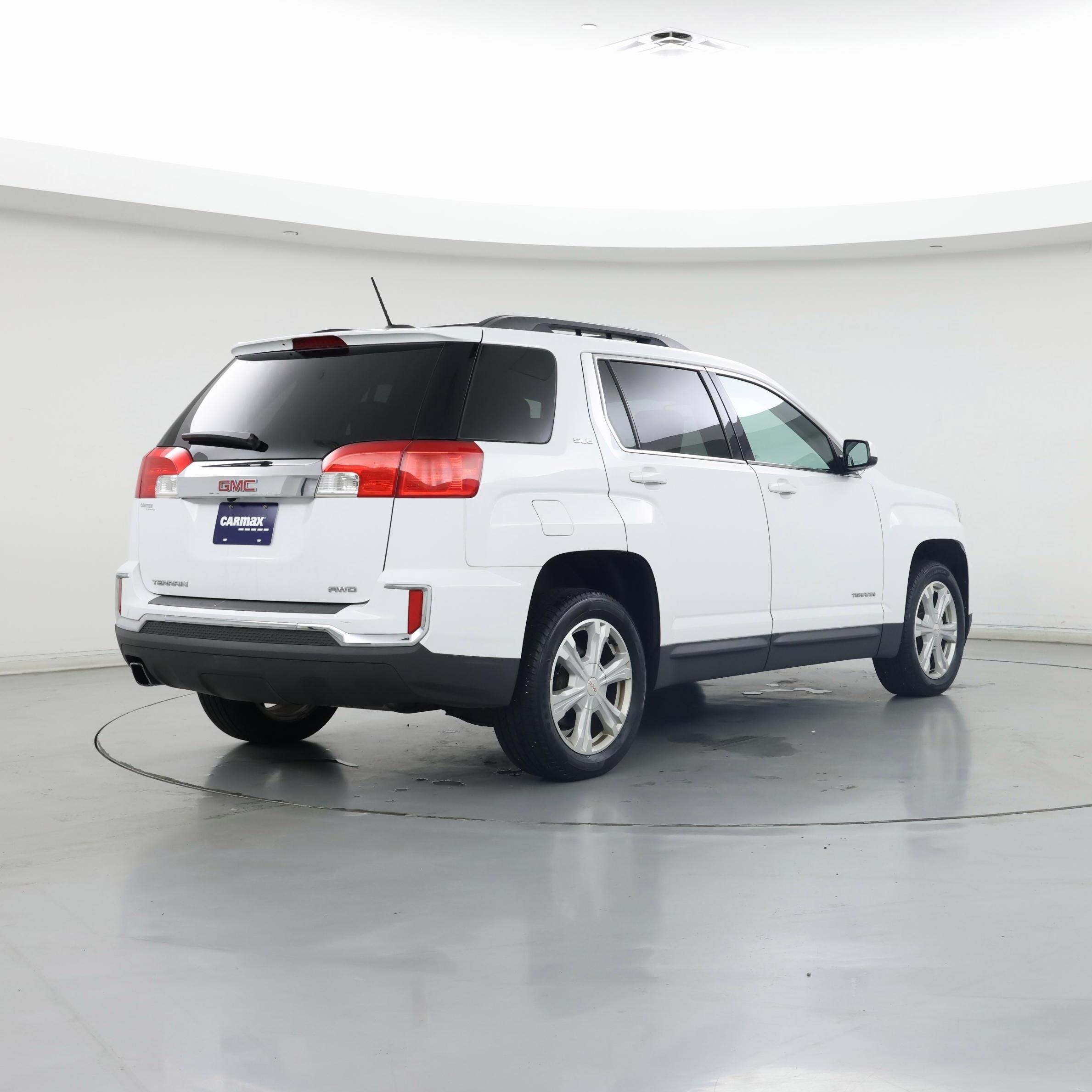 Thumbnail: 2017 GMC Terrain - 8