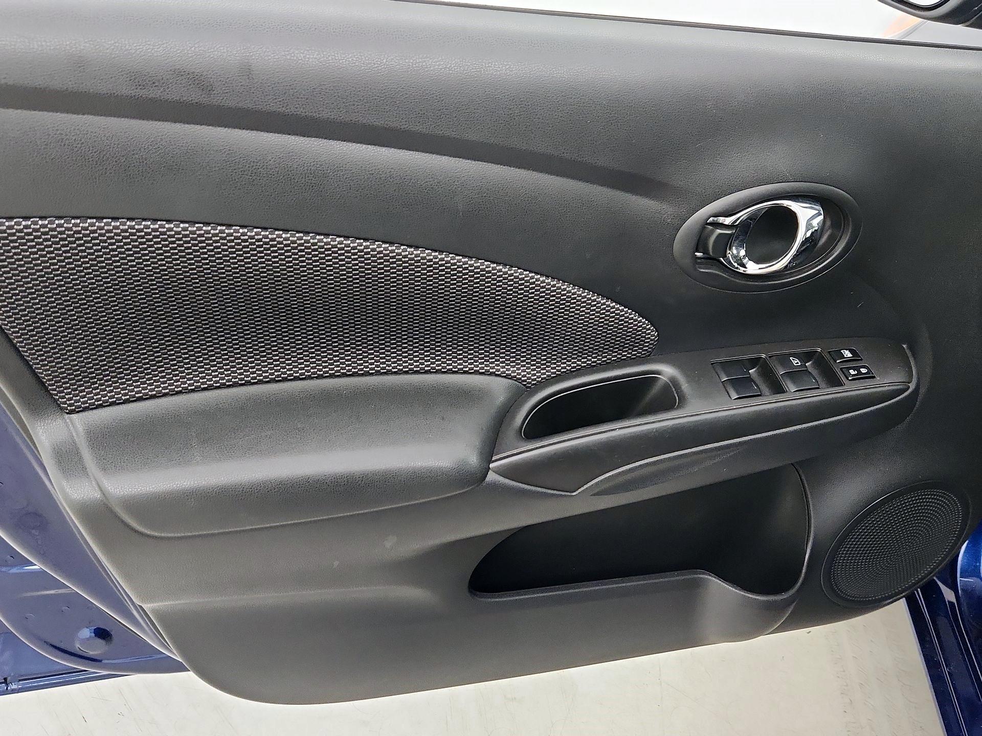 Thumbnail: 2019 Nissan Versa - 10