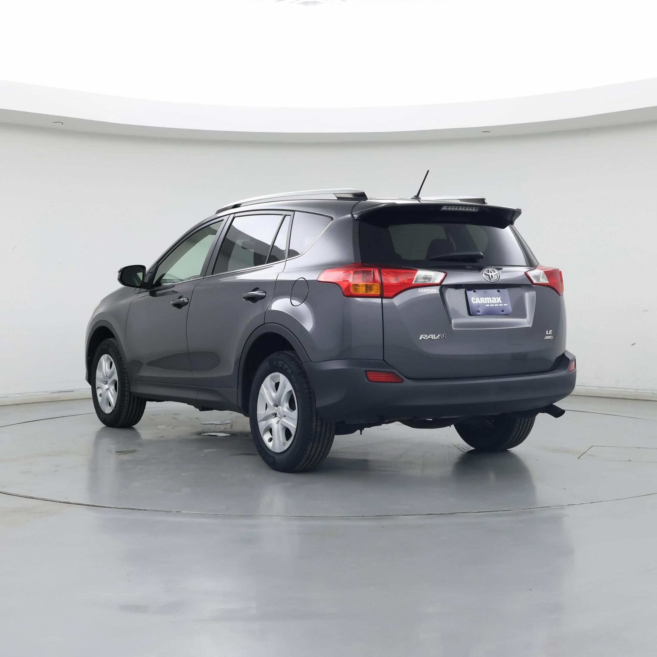 Thumbnail: 2015 Toyota RAV4 - 2