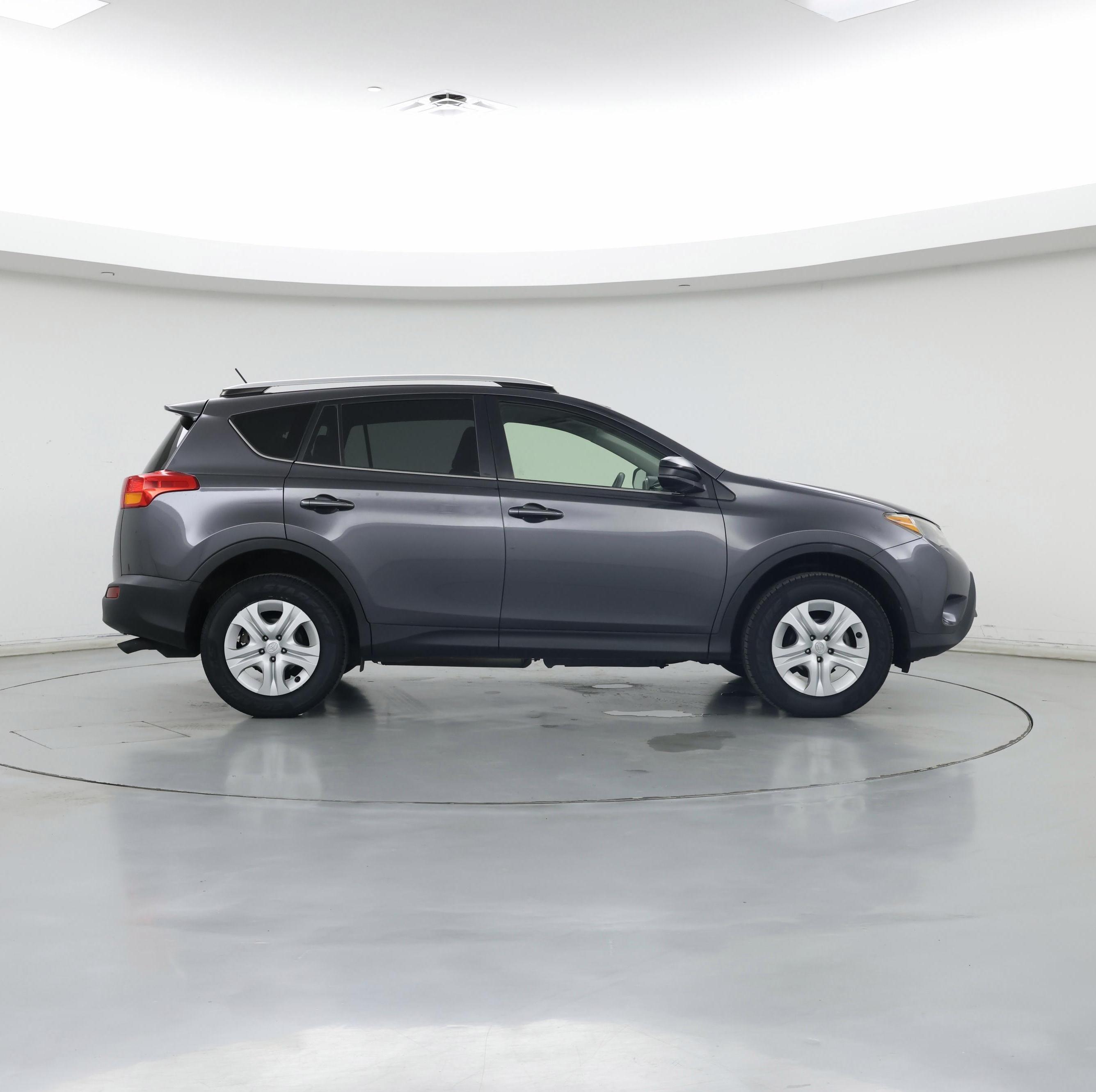 Thumbnail: 2015 Toyota RAV4 - 7