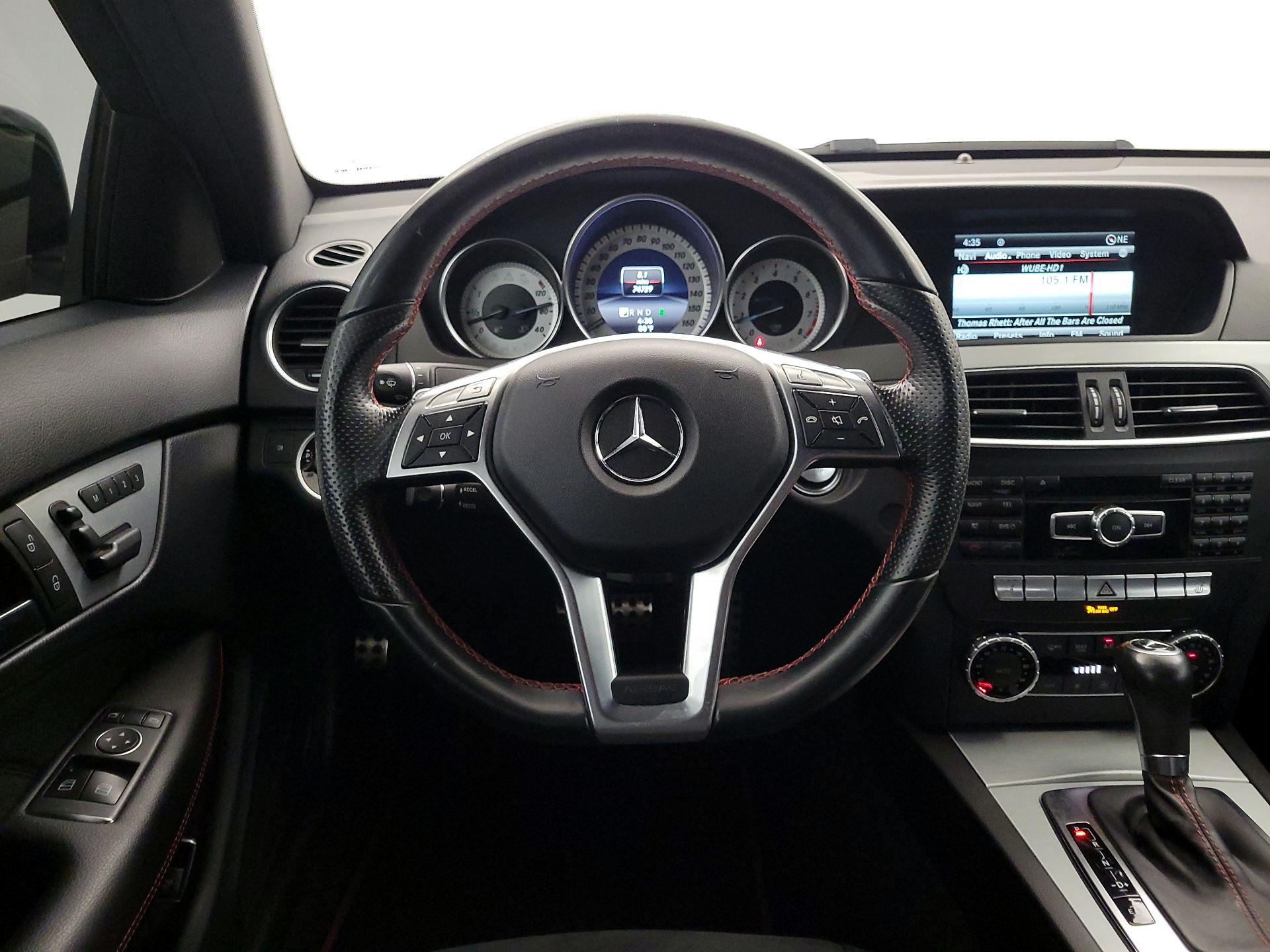 Thumbnail: 2015 Mercedes-Benz C-Class - 10
