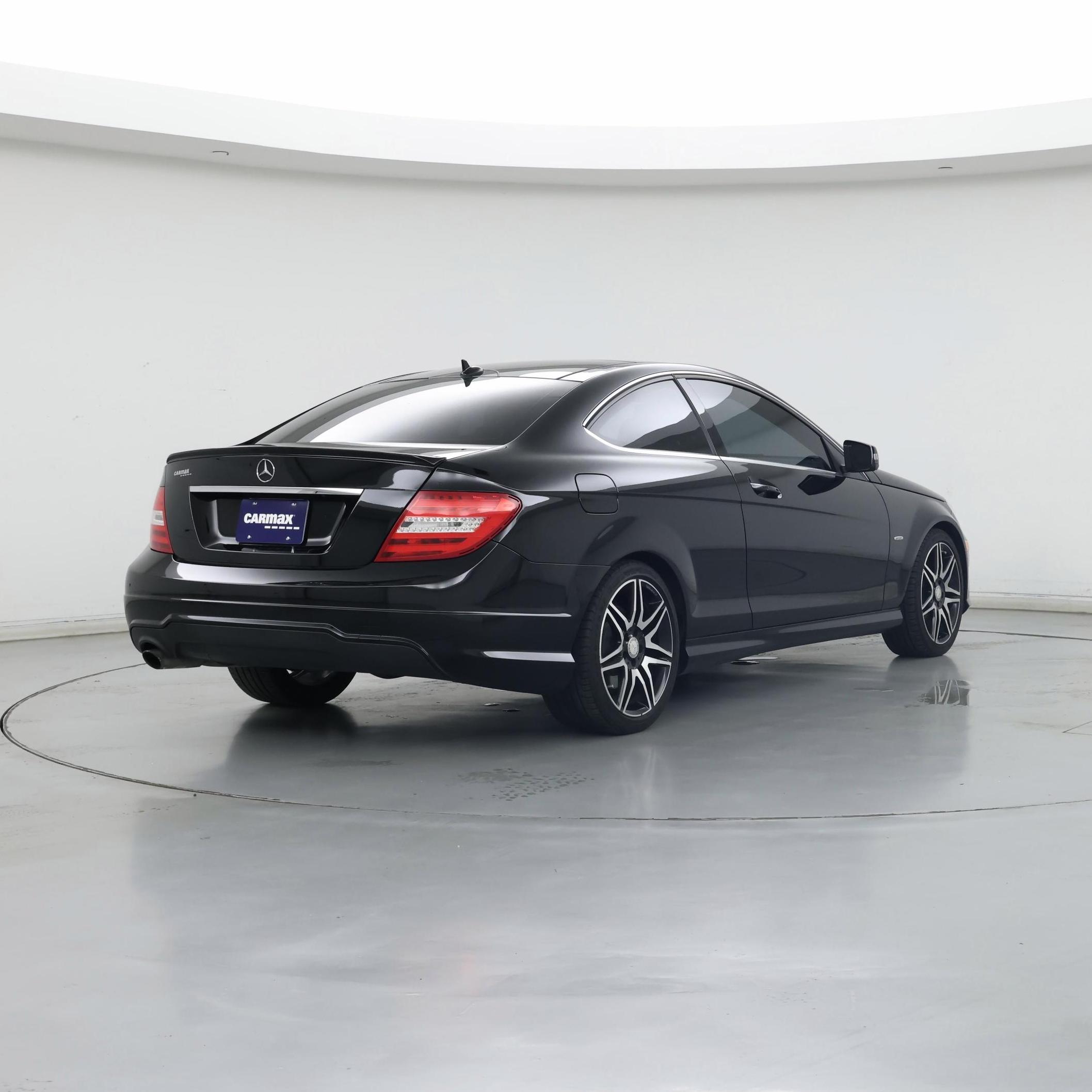 Thumbnail: 2015 Mercedes-Benz C-Class - 8
