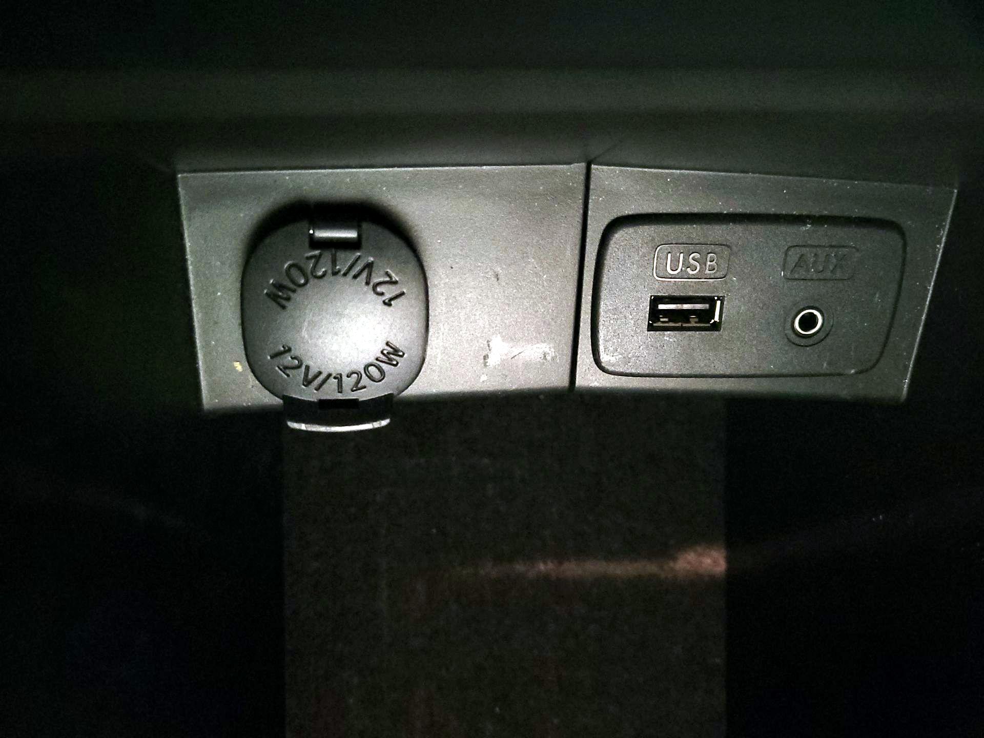 Thumbnail: 2014 Subaru Forester - 18