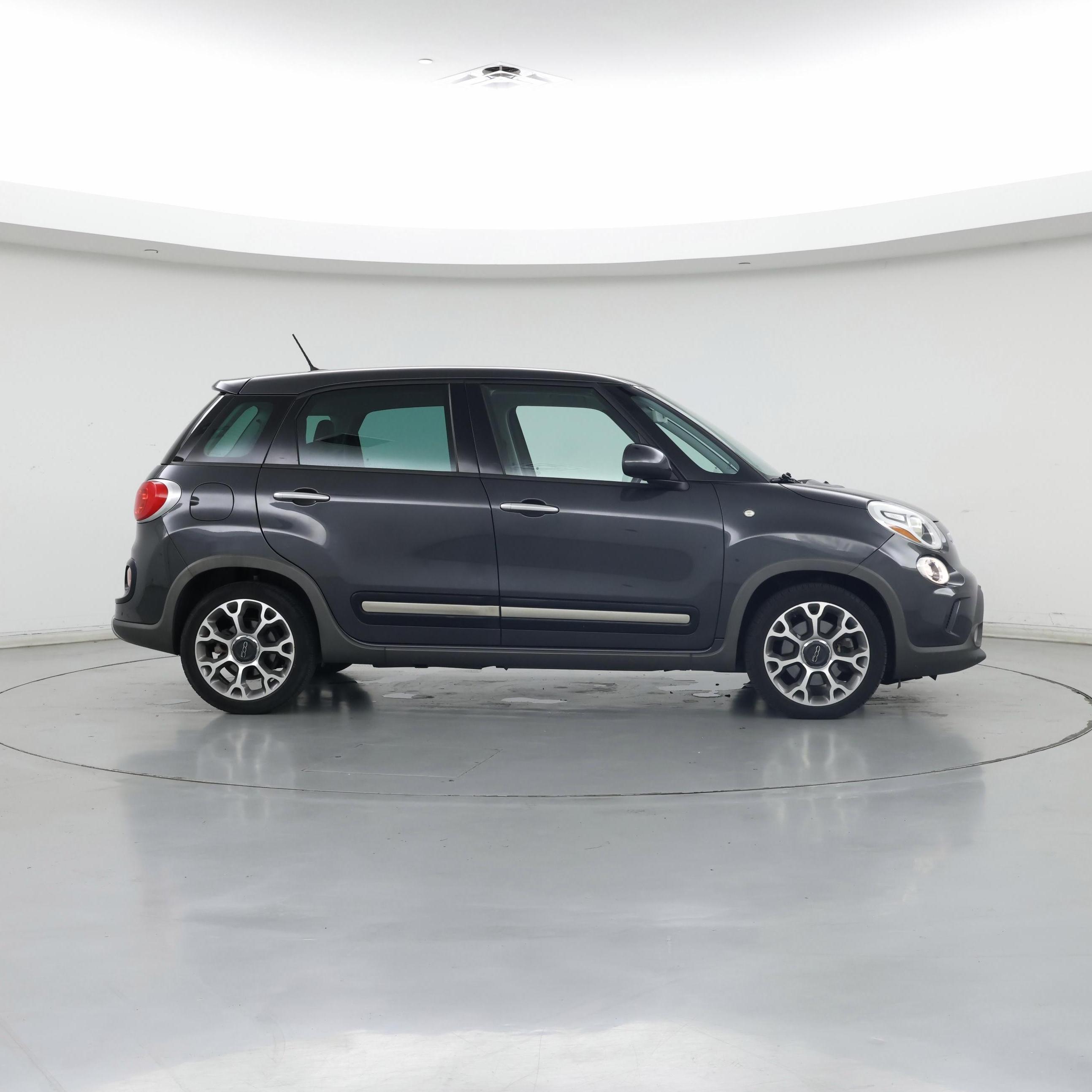 Thumbnail: 2014 Fiat 500L - 7