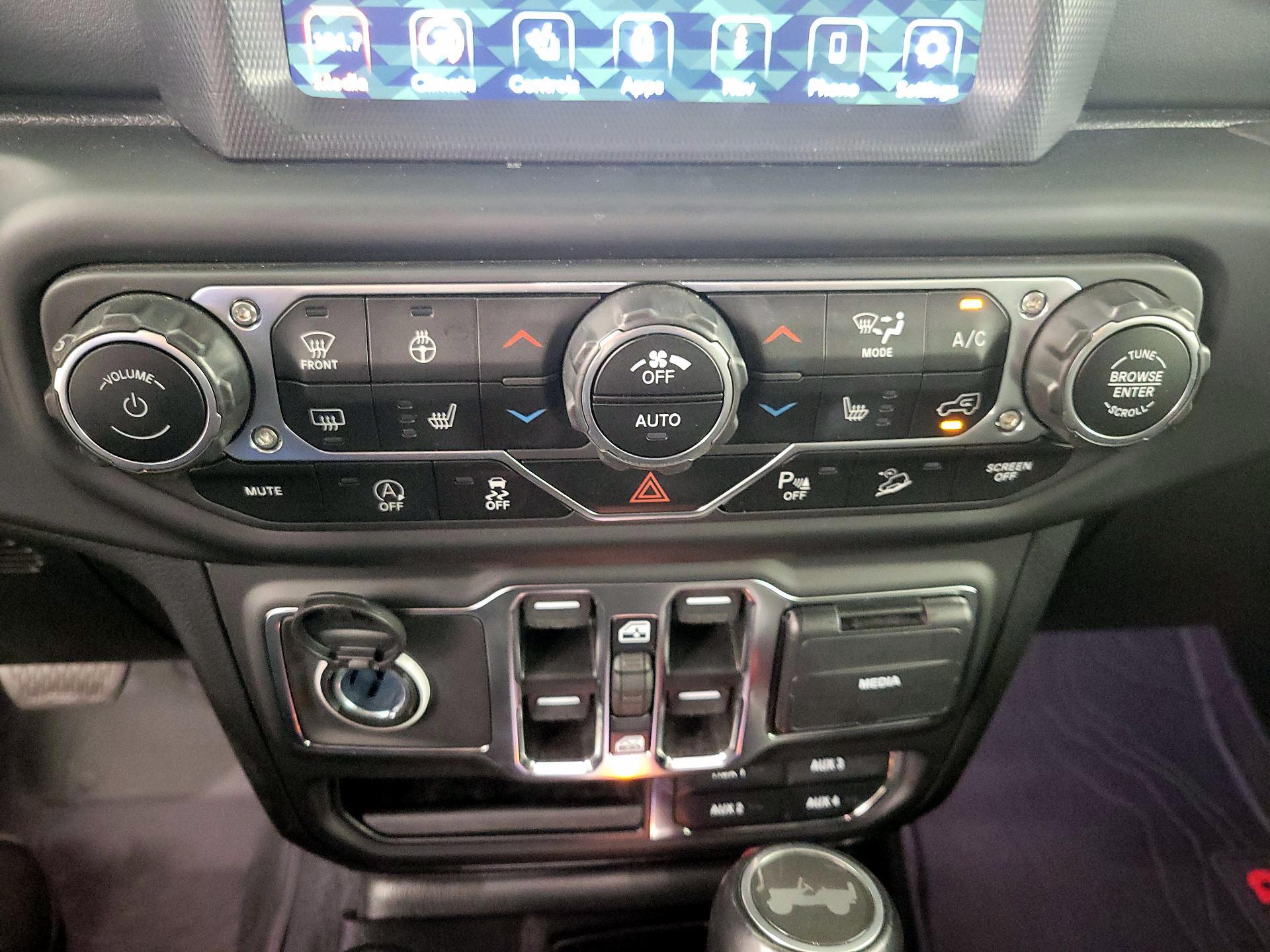 Thumbnail: 2021 Jeep Wrangler - 17