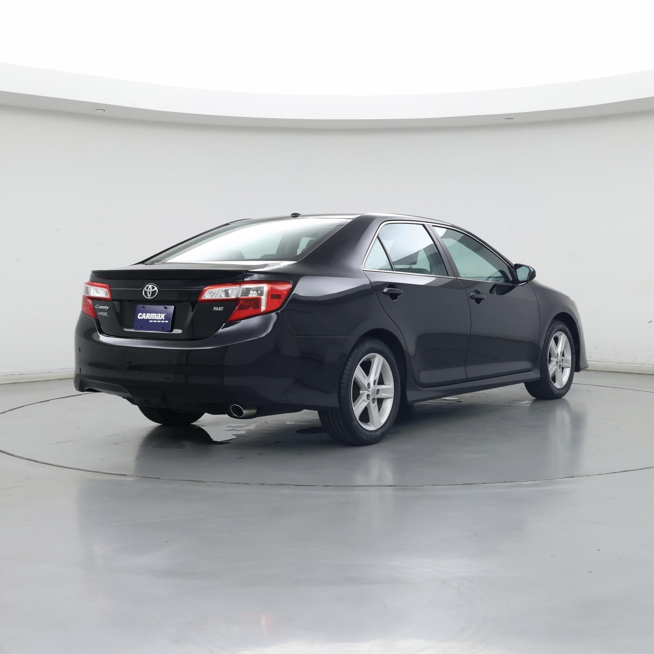 Thumbnail: 2013 Toyota Camry - 8