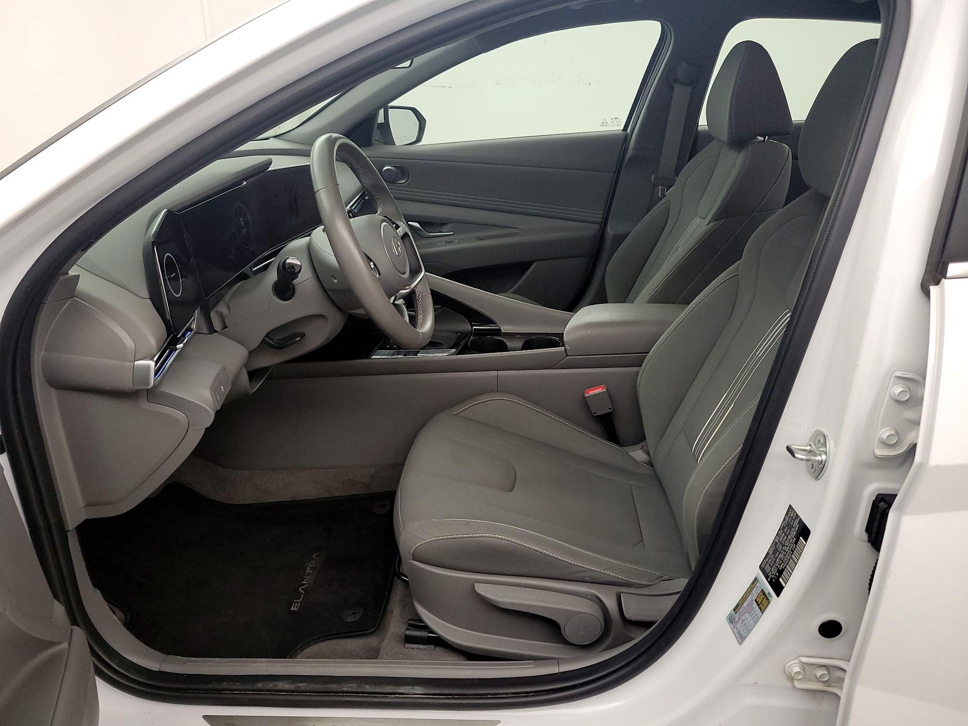 Thumbnail: 2024 Hyundai Elantra - 11